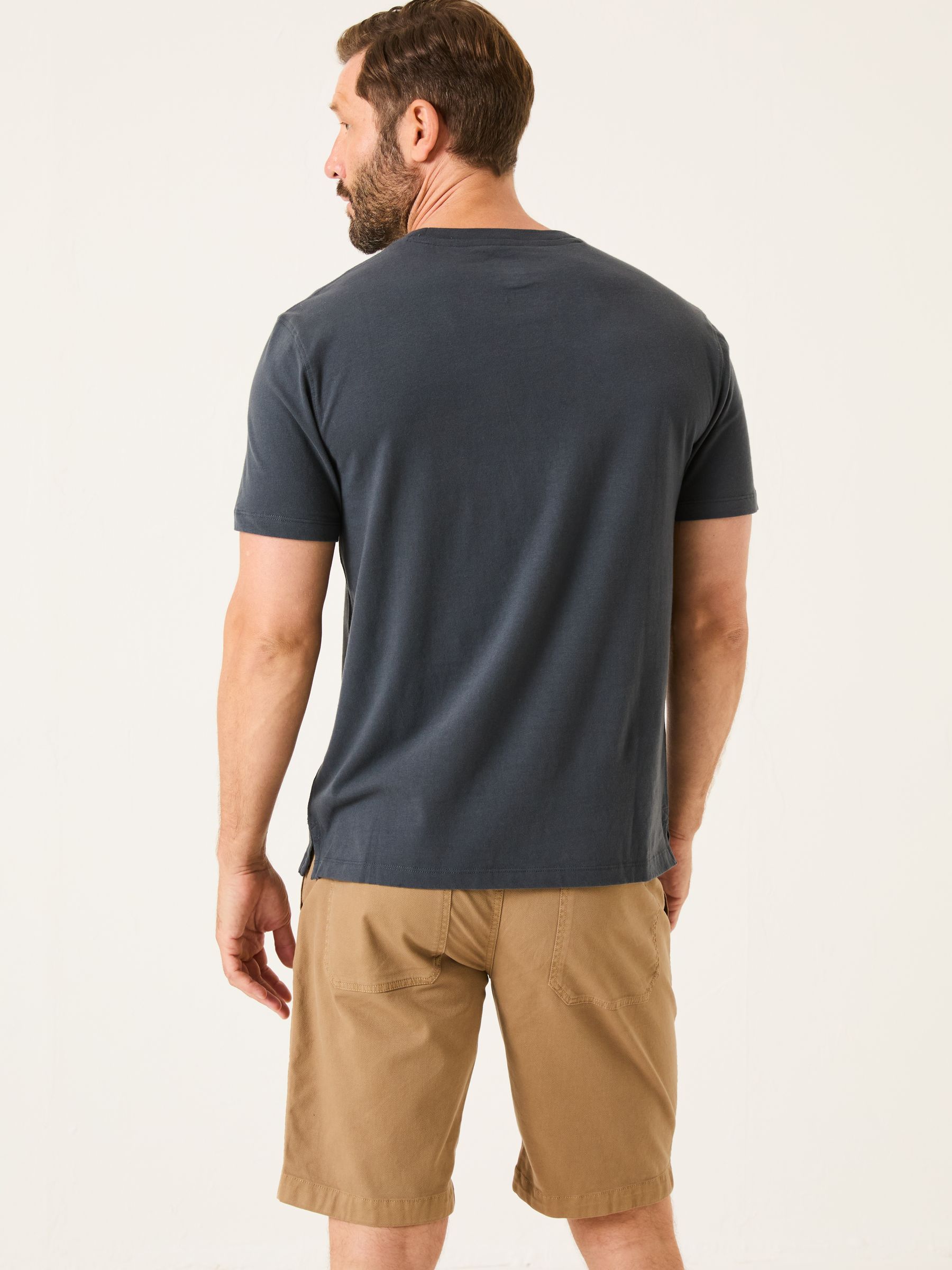Zwarte wassing - FatFace T-shirt met korte mouwen