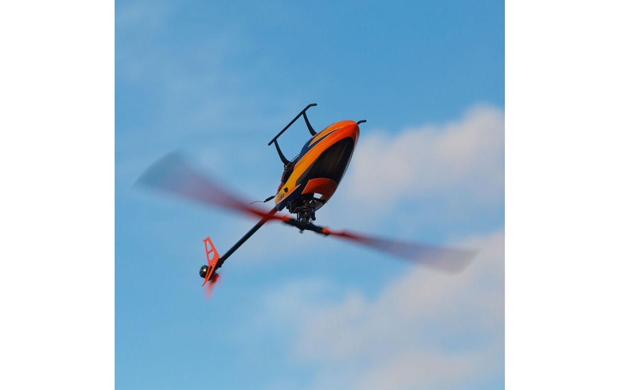 Helikopter Blade 230S ARTF mit SMART Technologie<br>Pitch gesteuerter Heli mit Spektrum Sender und SMART Technologie