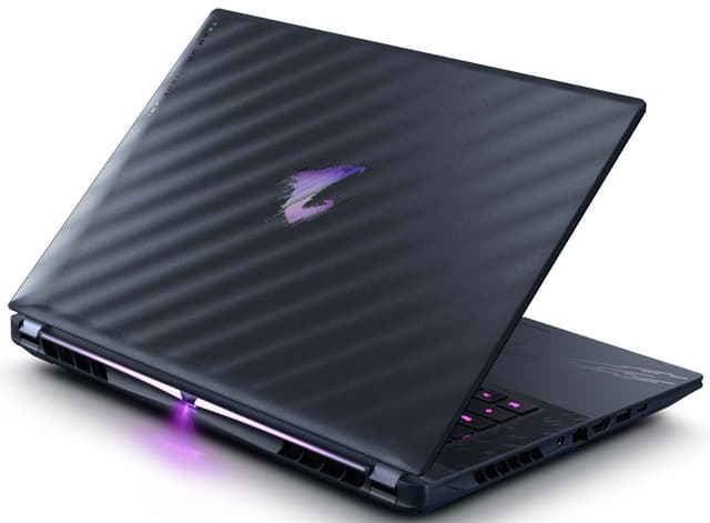 Gigabyte AORUS MASTER 16 U9-275HX/32/2TB/RTX5080 16