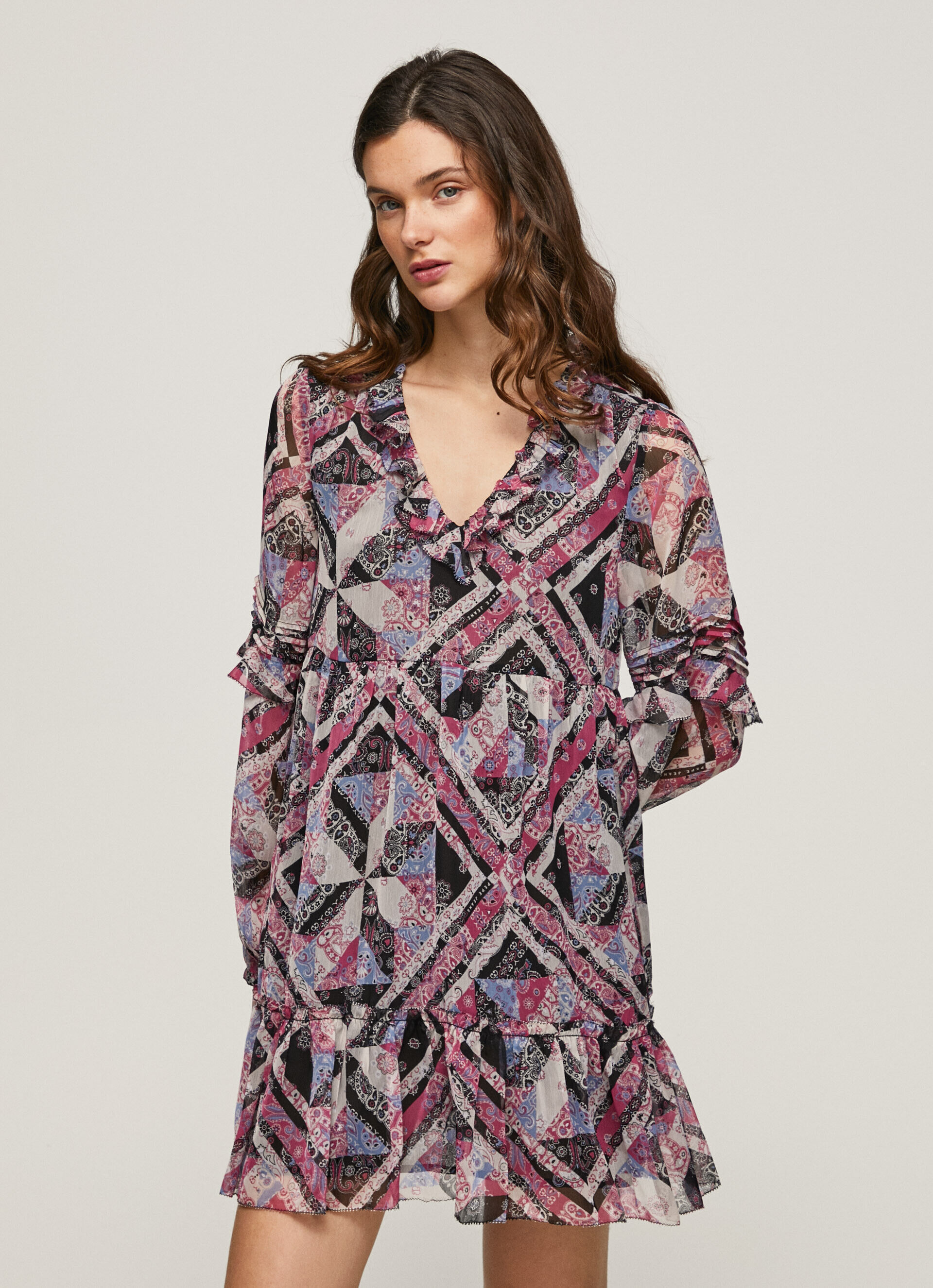 VESTIDO CURTO DE CORTE QUADRADO - multicolorido