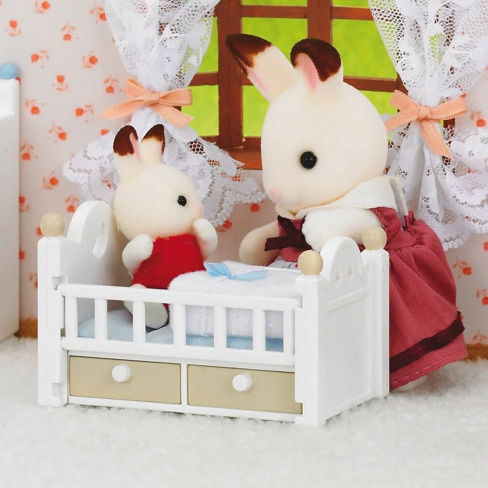 BEBE LAPIN ET LIT - SYLVANIAN TOUT POUR BEBES