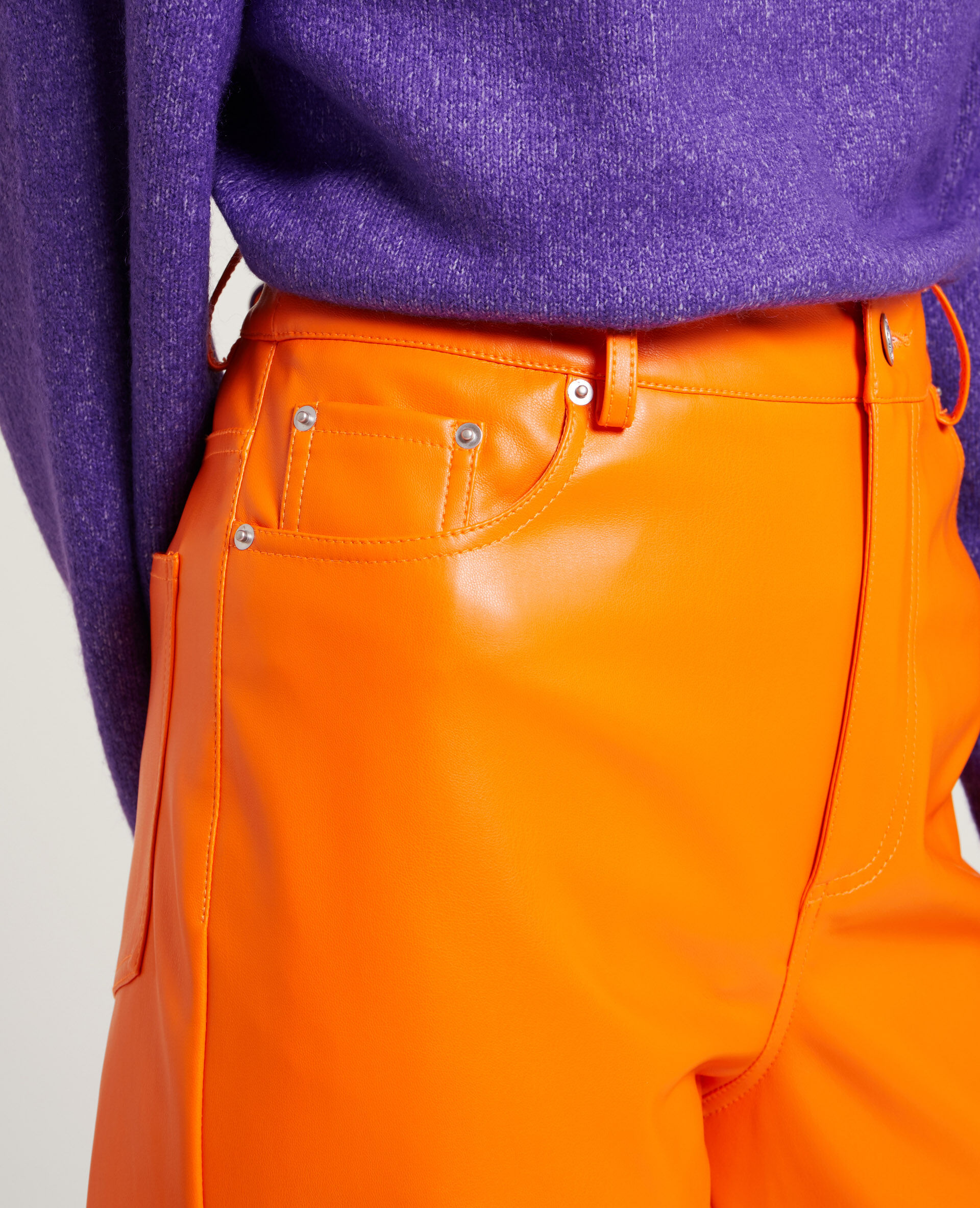 Pantalon droit en simili cuir - Orange