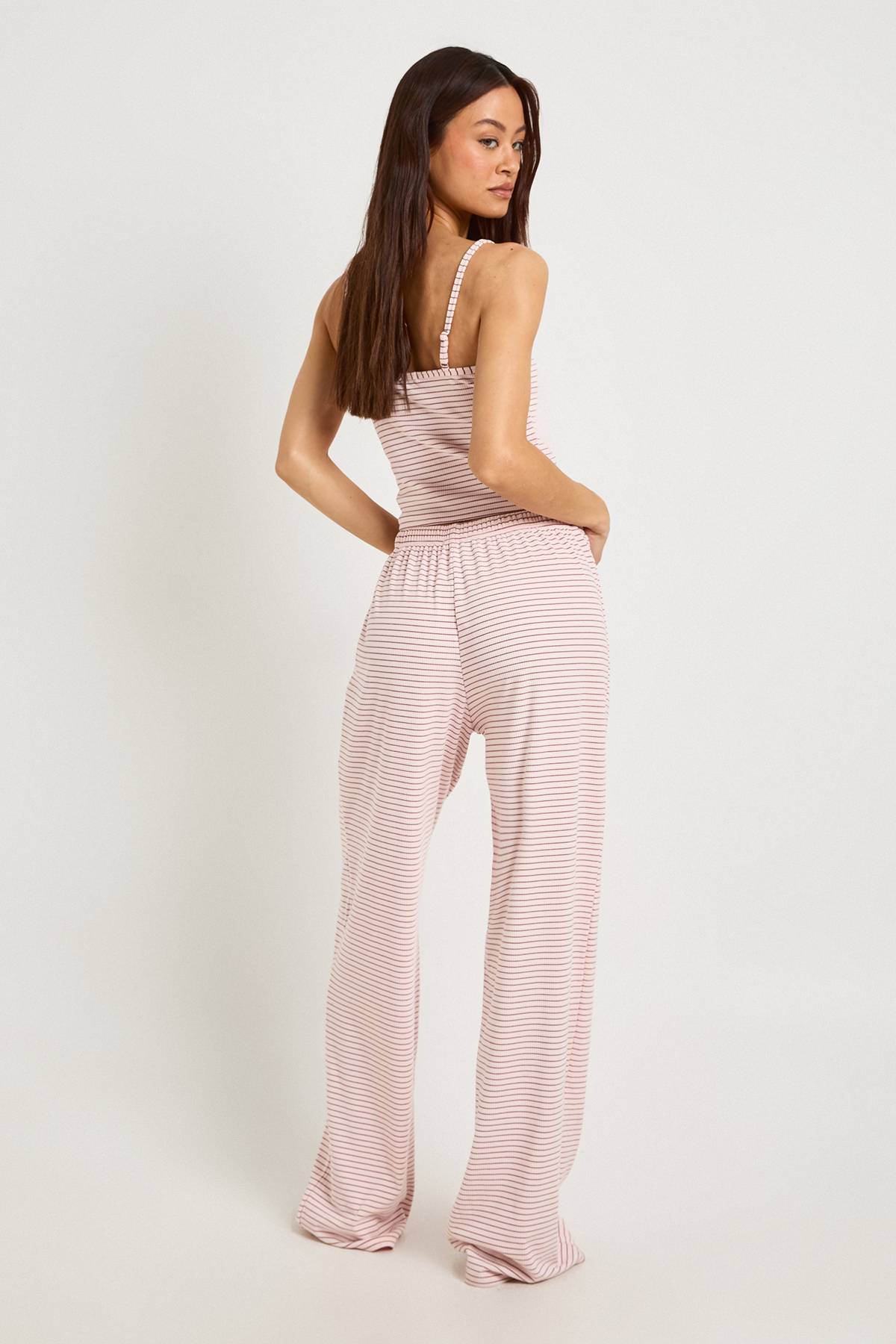 boohoo Ensemble Pyjama Grande Taille Caraco Et Pantalon Côtelé Doux À Rayures