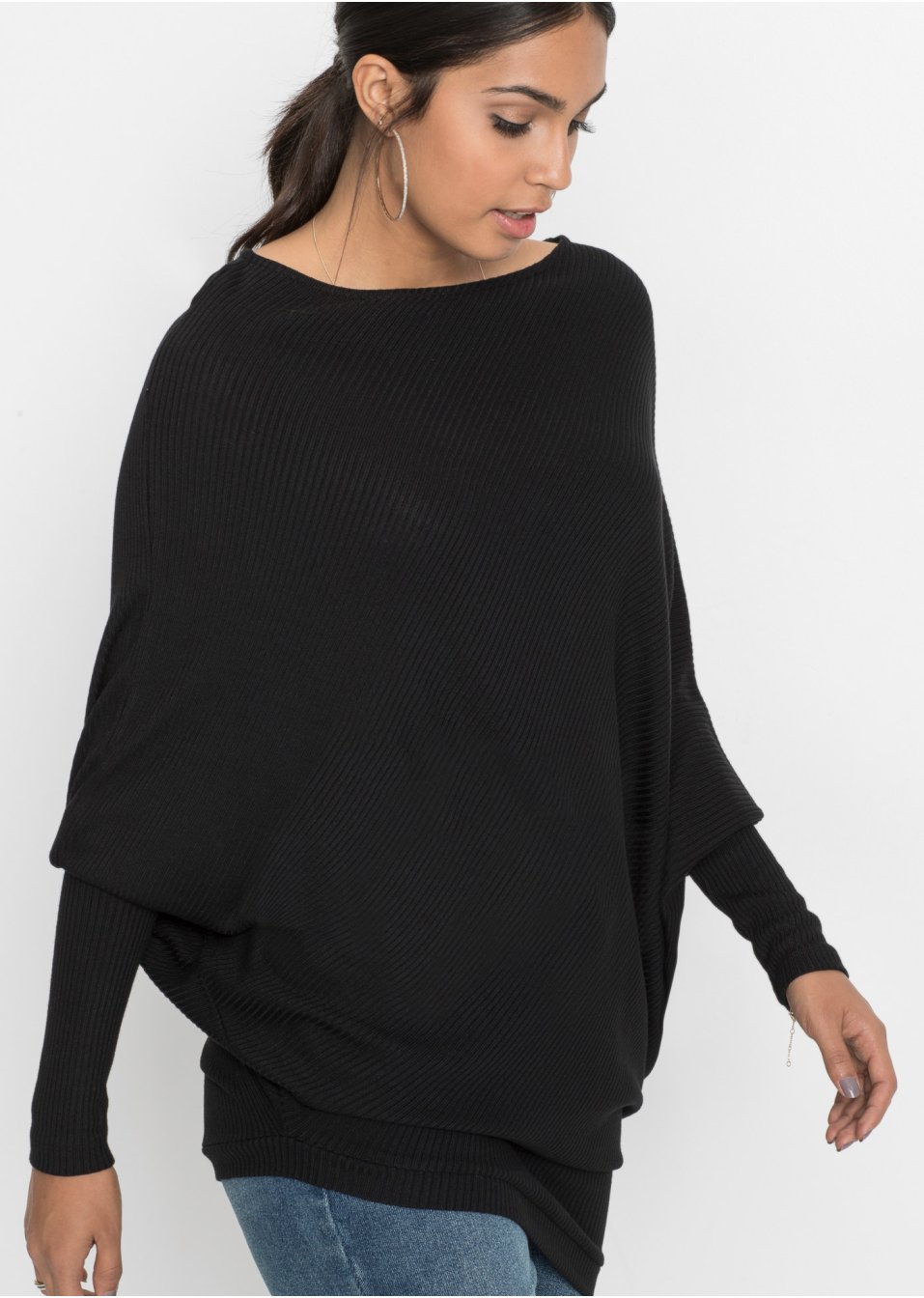 Pull oversize avec base asymétrique