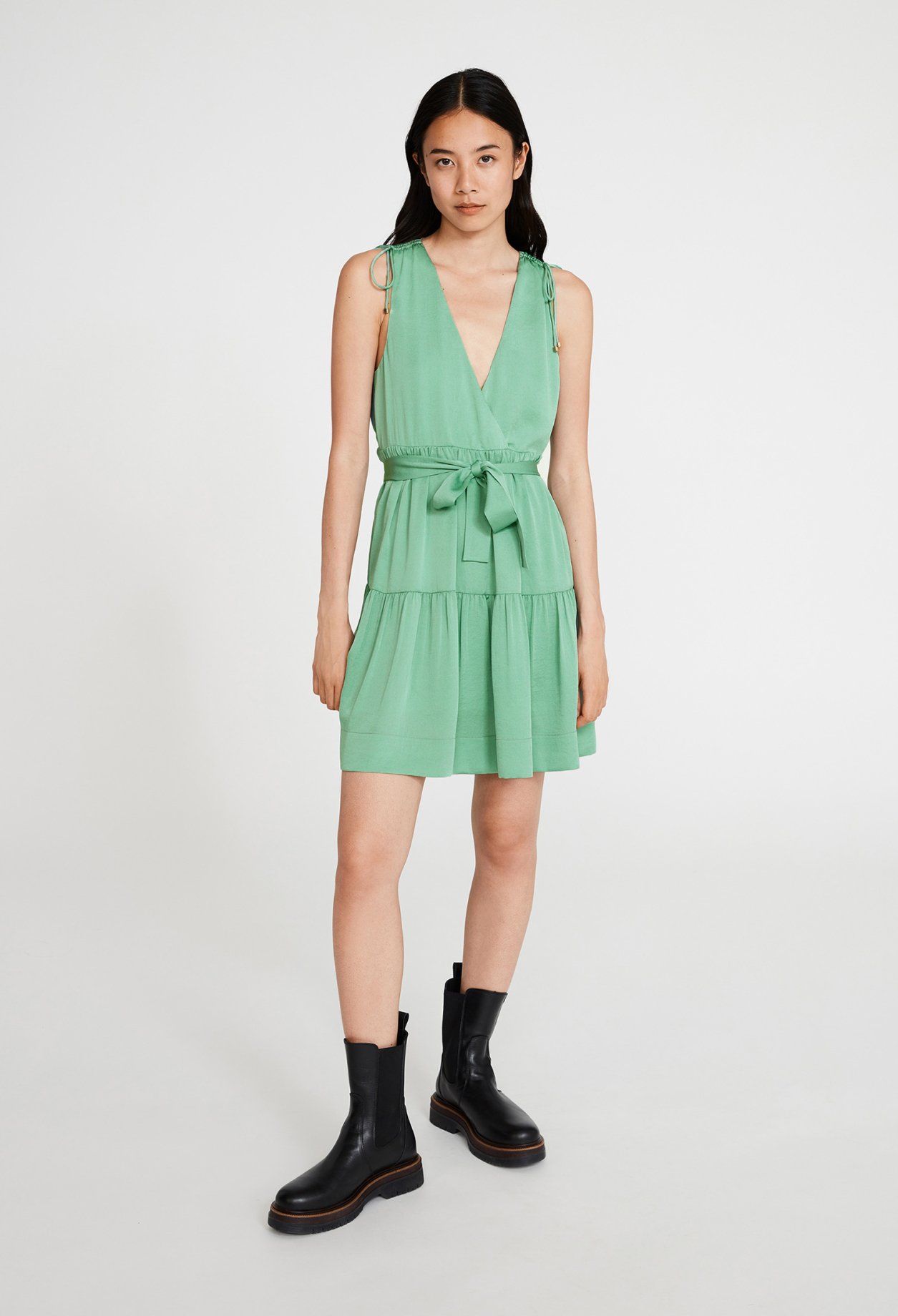 Robe fluide avec ceinture