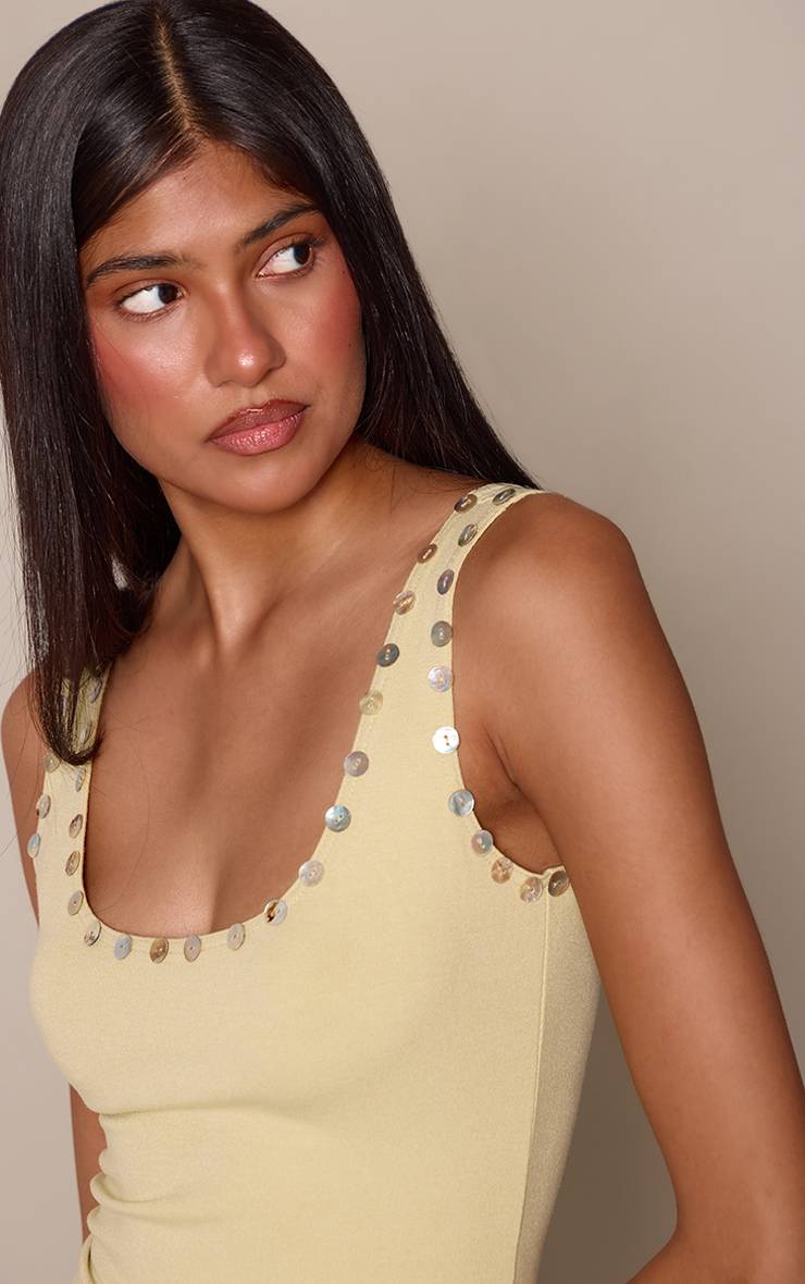 Vert Sauge Robe Moulante Échancrée En Jersey Avec Détails Boutonnés