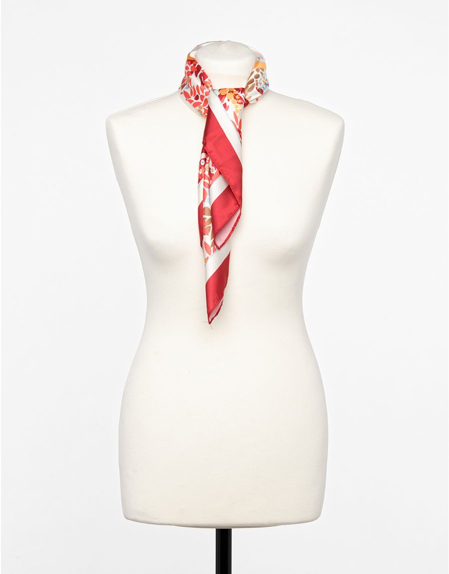 Foulard carré chic rouge