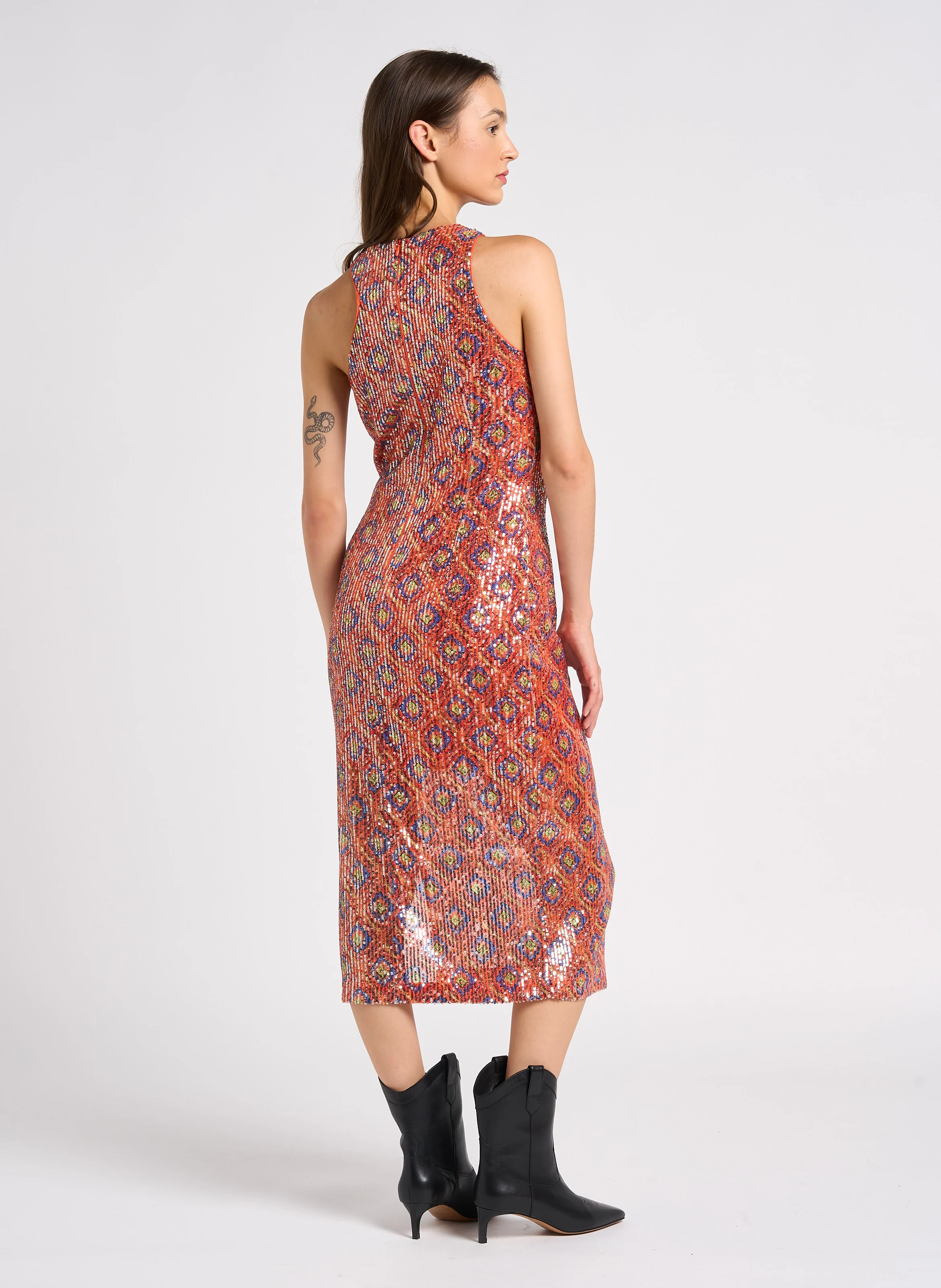 Robe midi droite col montant à sequins | Orange