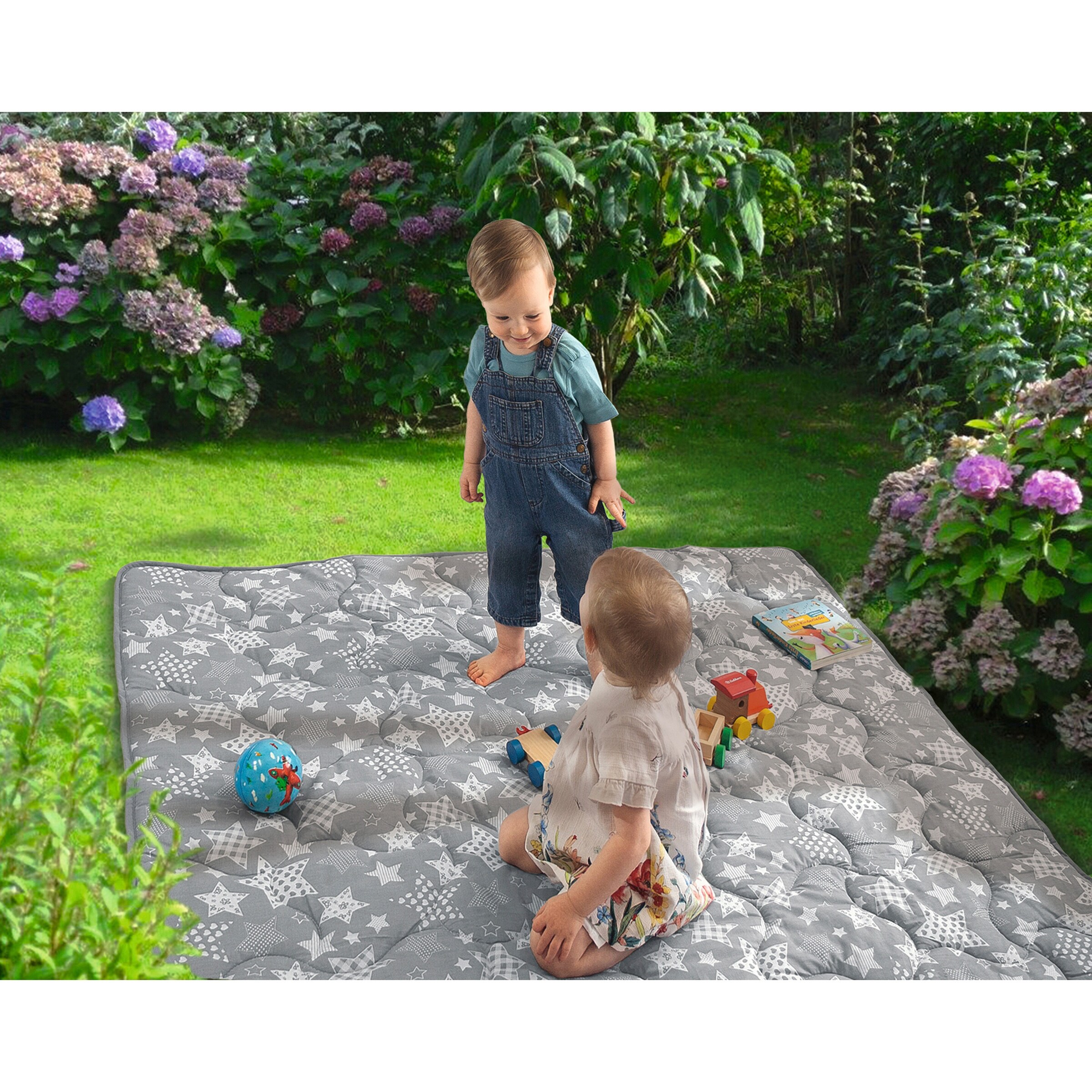 BORNINO HOME Krabbeldecke Jumbo mit wasserfester Unterseite 140x200 cm Multistars
