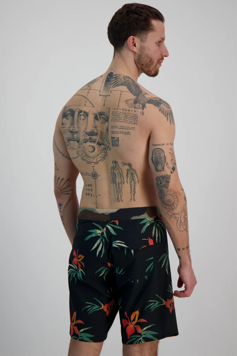 Quiksilver Highline Arch 19 Inch Herren Badeshort
