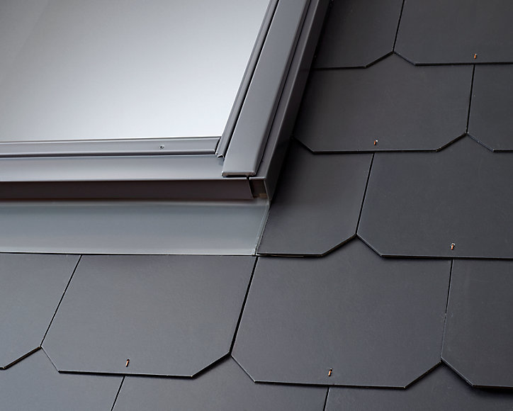 Raccord fenêtre de toit simple sur ardoises Velux EDL UK08 gris