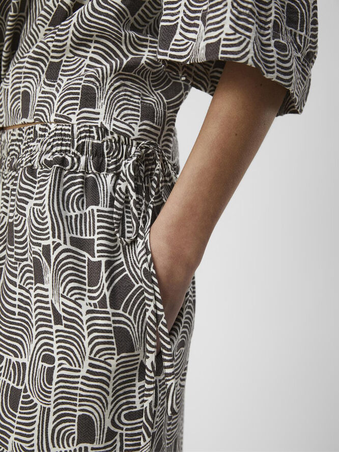 Object OBJDAYA MW PANTS PB15 Raven/white sand