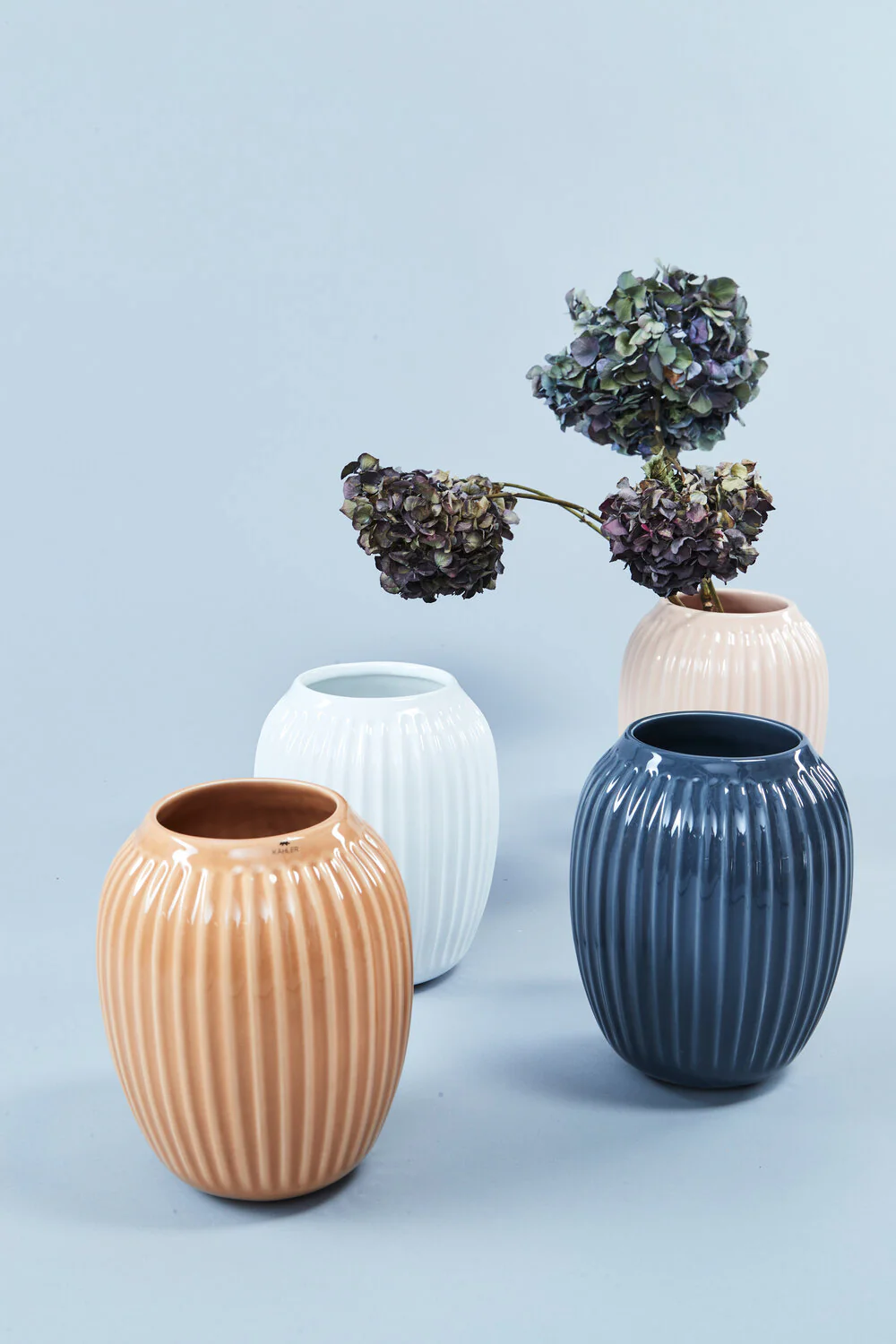 Kähler  Hammershøi vase, indigo - H: 20 cm.