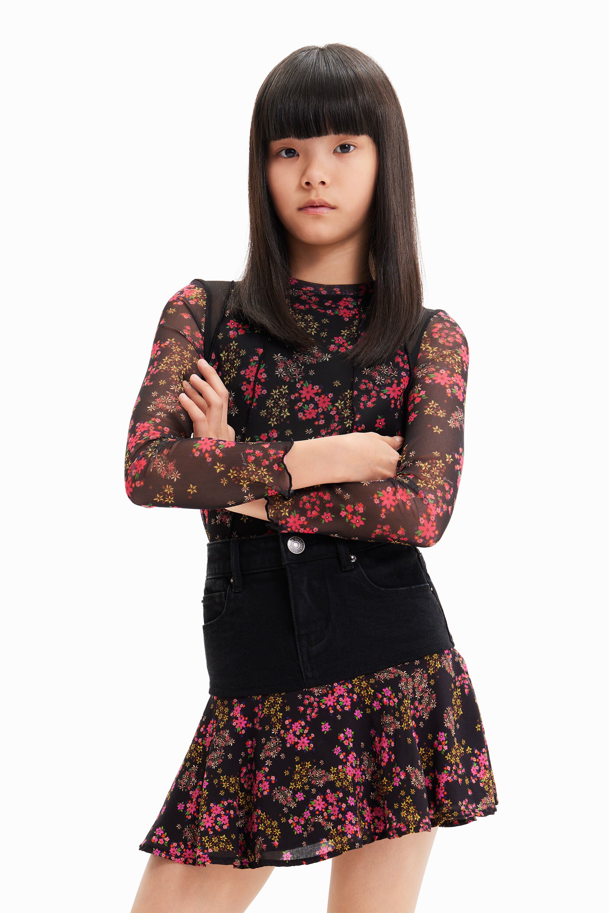 Camiseta de tule floral