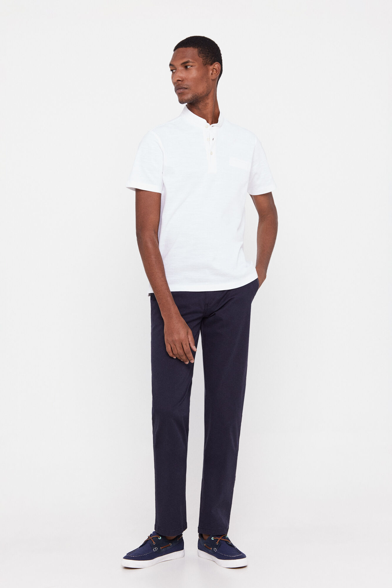 Camisa polo com gola mandarim - Branca