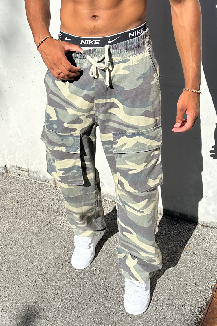 Jogger pant kaki camouflage