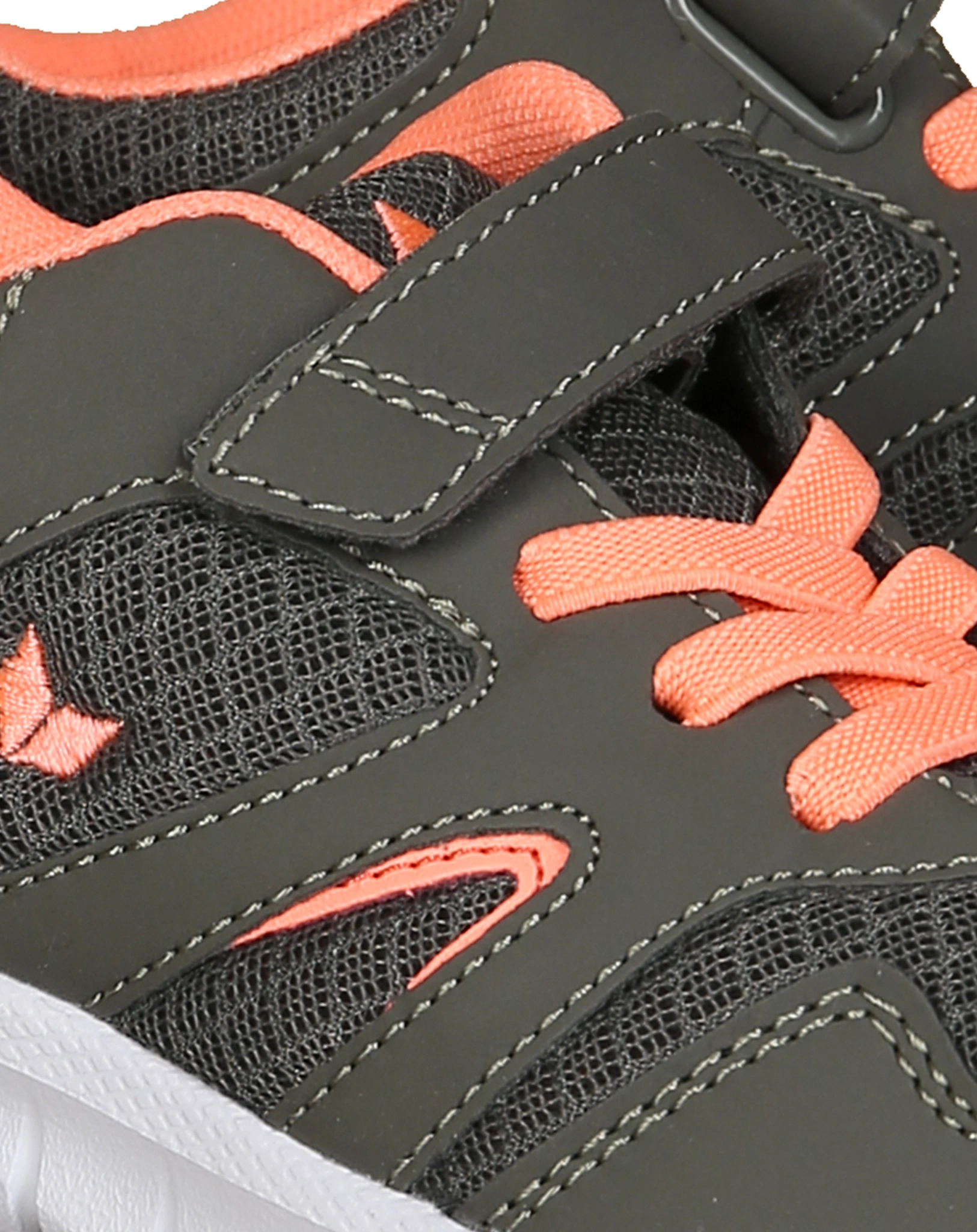 Sportschuhe SKIP in grau/lachs