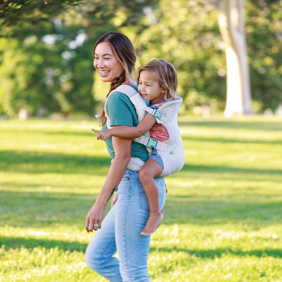 Infantino Flip ™ 4-IN-1 Nature & Nurture Verstellbare Babytrage