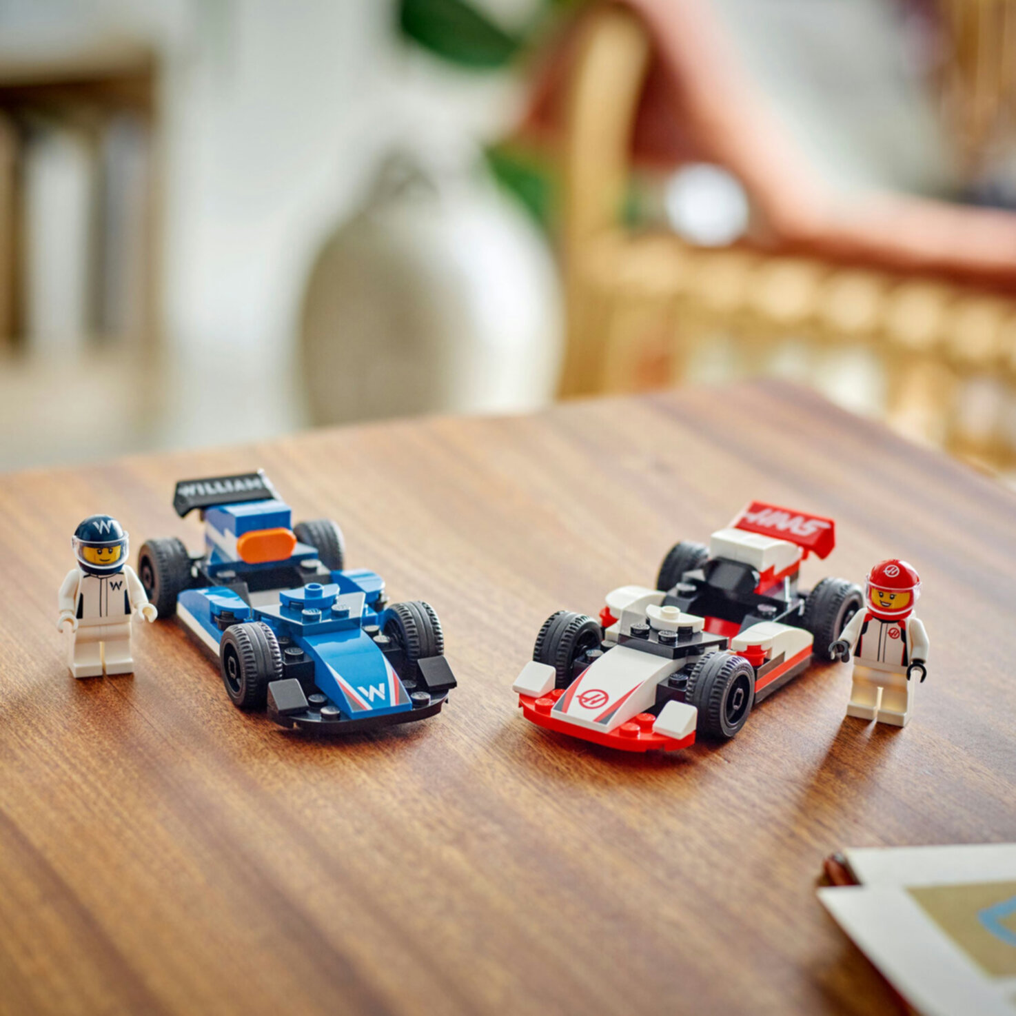 LEGO® City 60464 F1 Williams Racig und Haas, ab 4 Jahren
