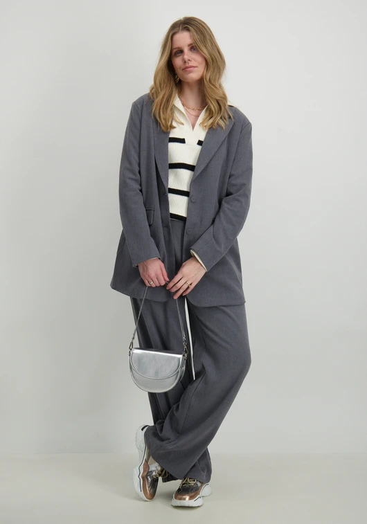 Studio Amaya Blazer Puck