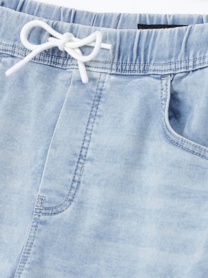 Bermuda de ganga jogger - Azul claro