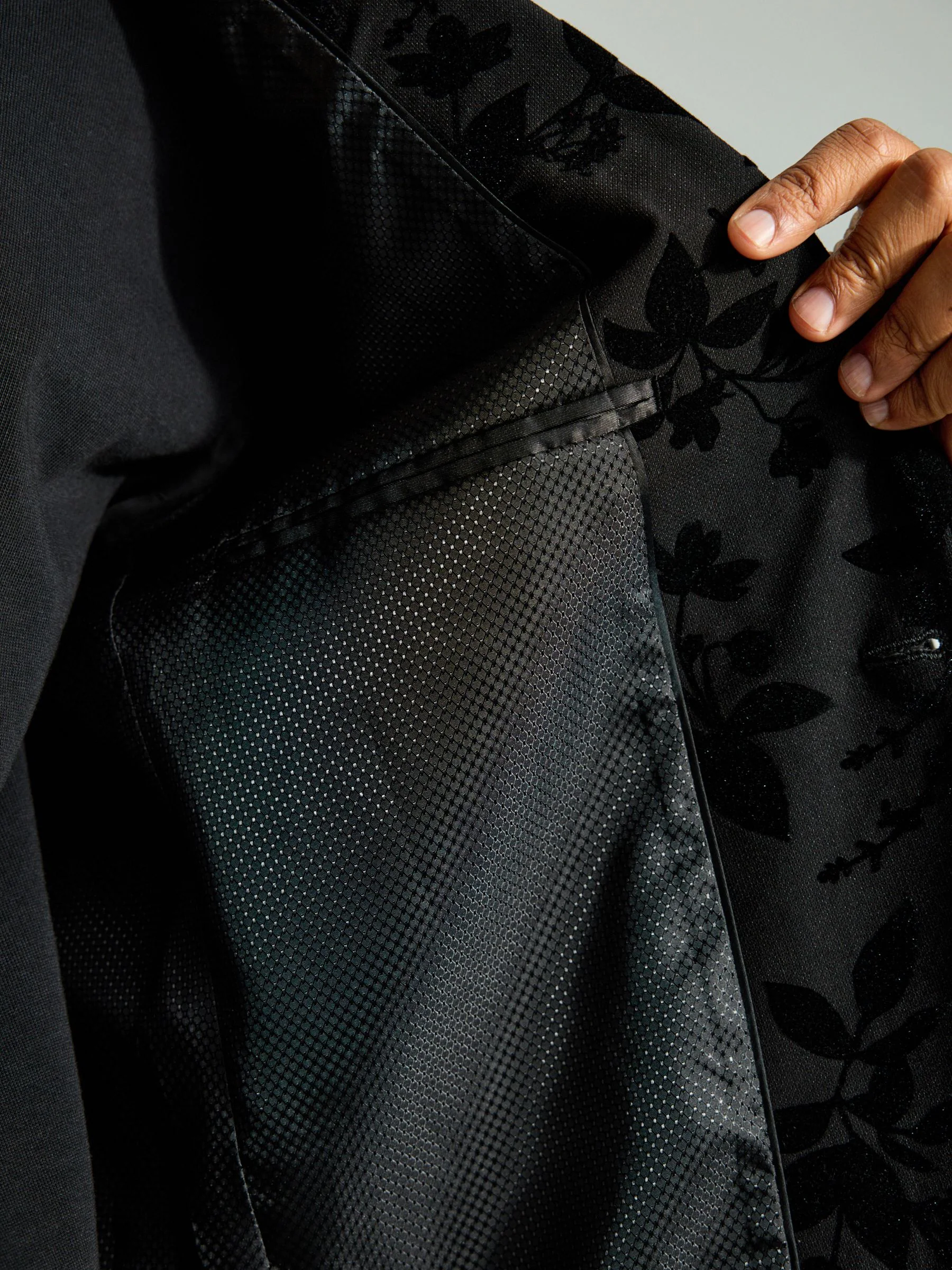 Zwart - Fluwelen blazer met bloemenprint