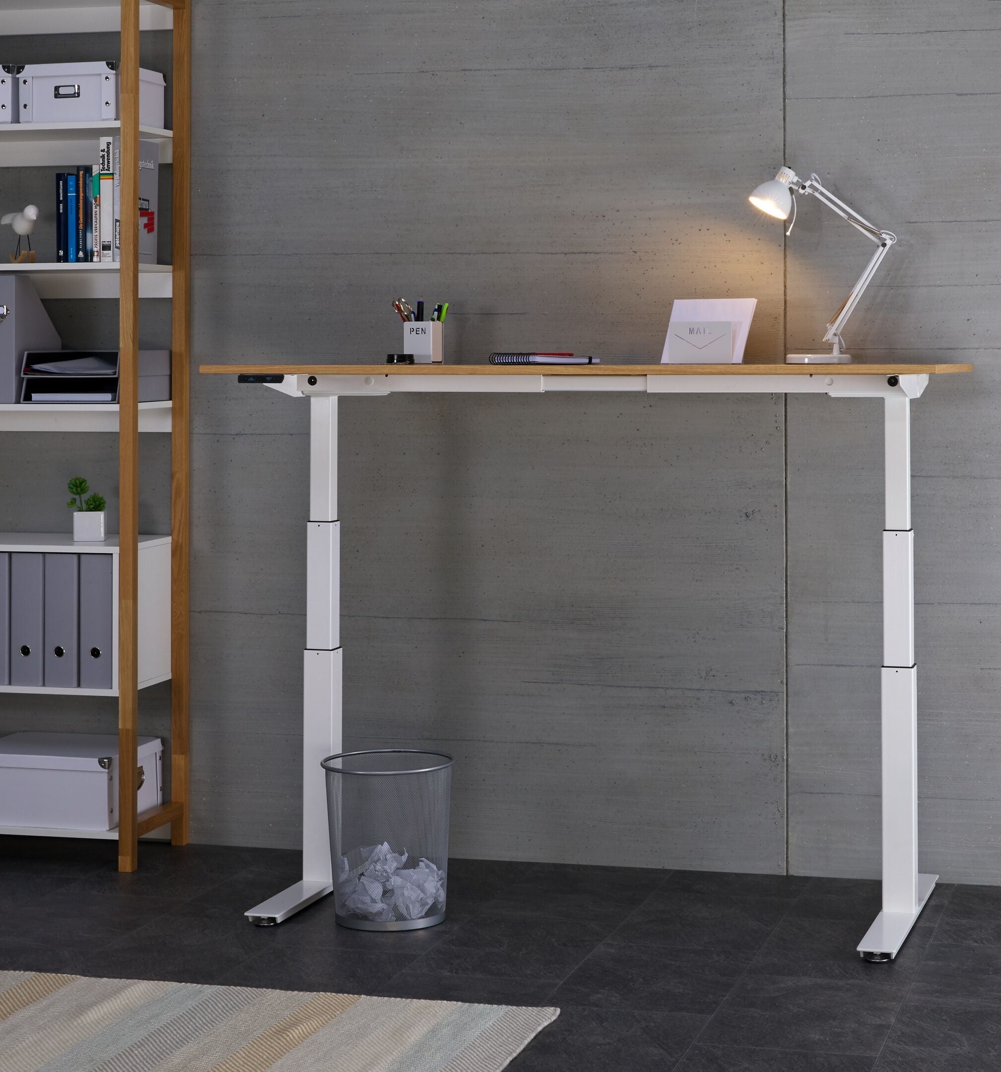 FLEXCUBE PROFI Schreibtisch höhenverstellbar - Eiche hell / B: 160.0 cm x T: 80.0 cm x H: 67.0 cm