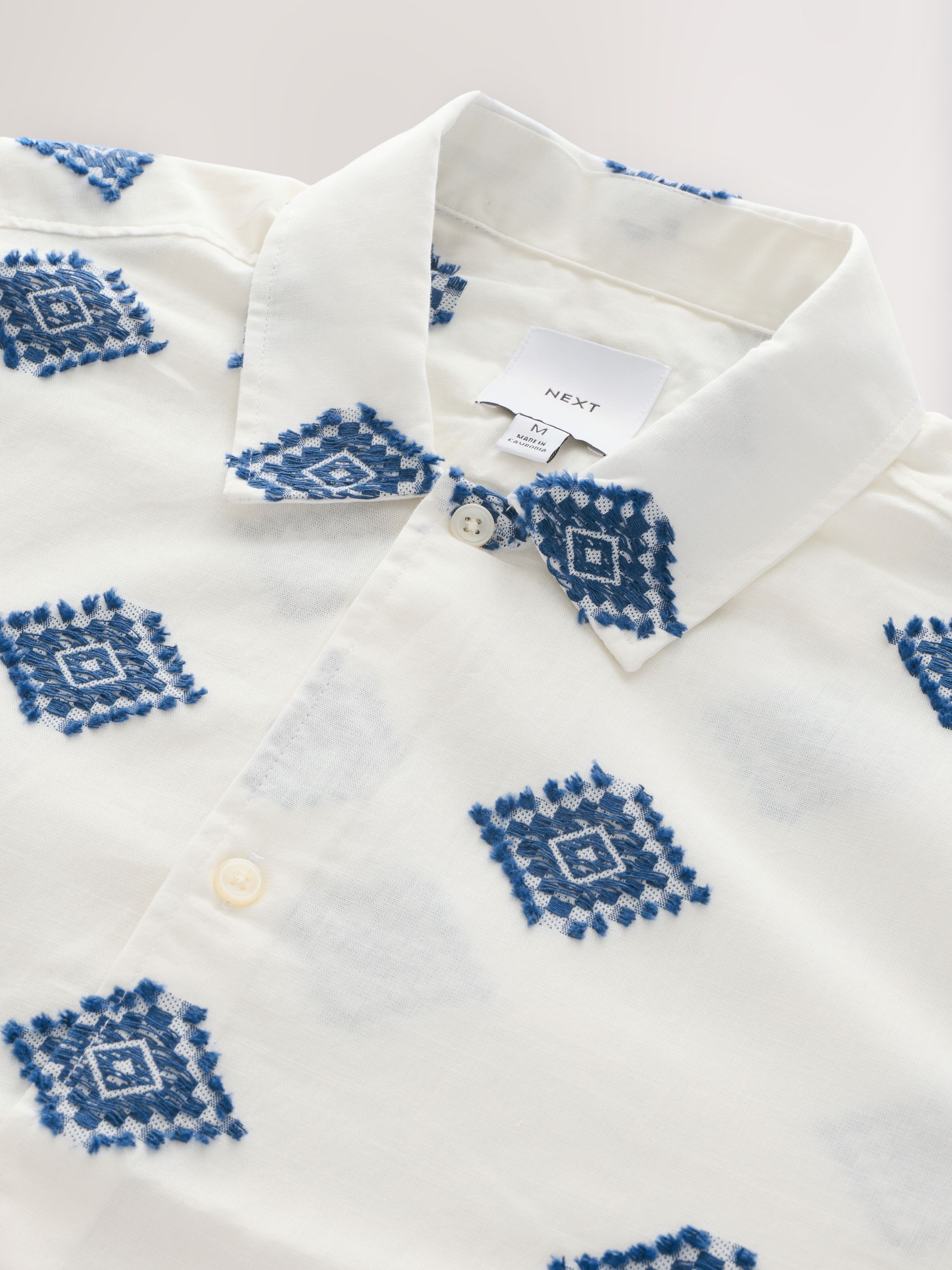 Ecru - Embroidered Pattern Short Sleeve Shirt