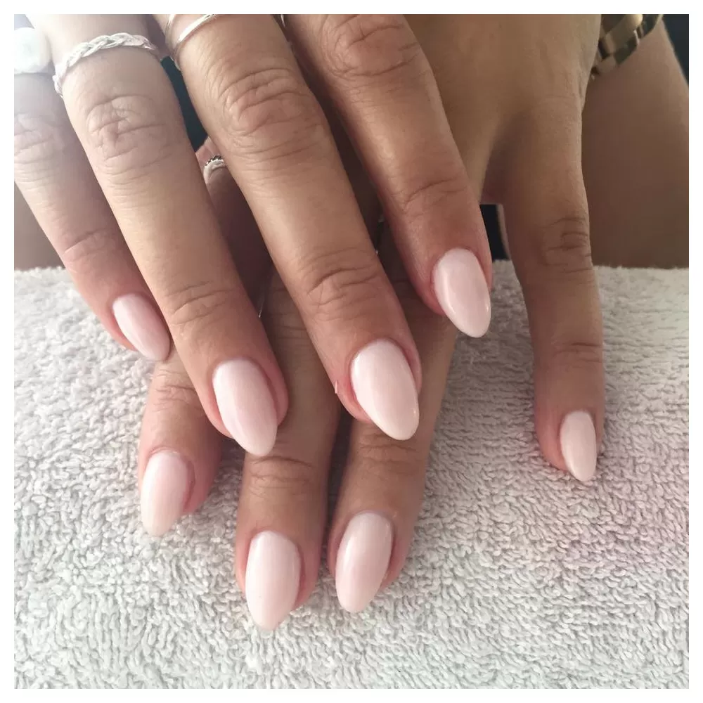 CND Vinylux Romantique 142 - 15 ml.
