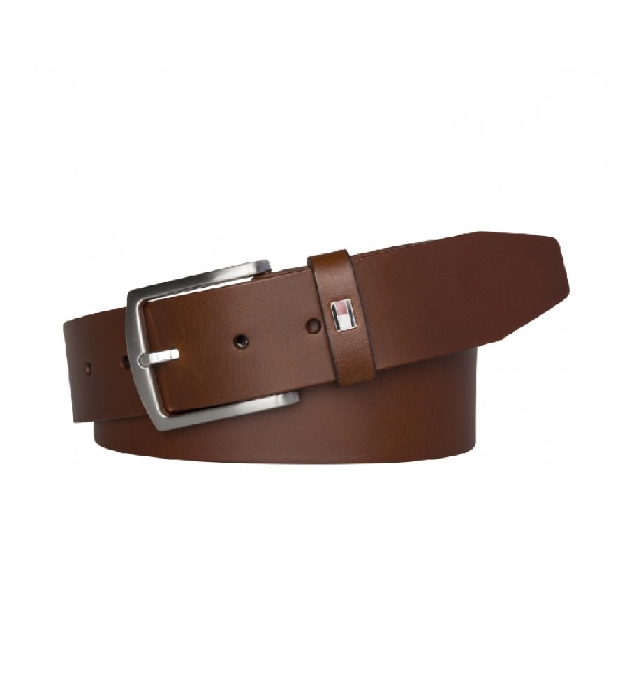 Cinto Tommy Hilfiger New Denton 4.0 em couro marrom