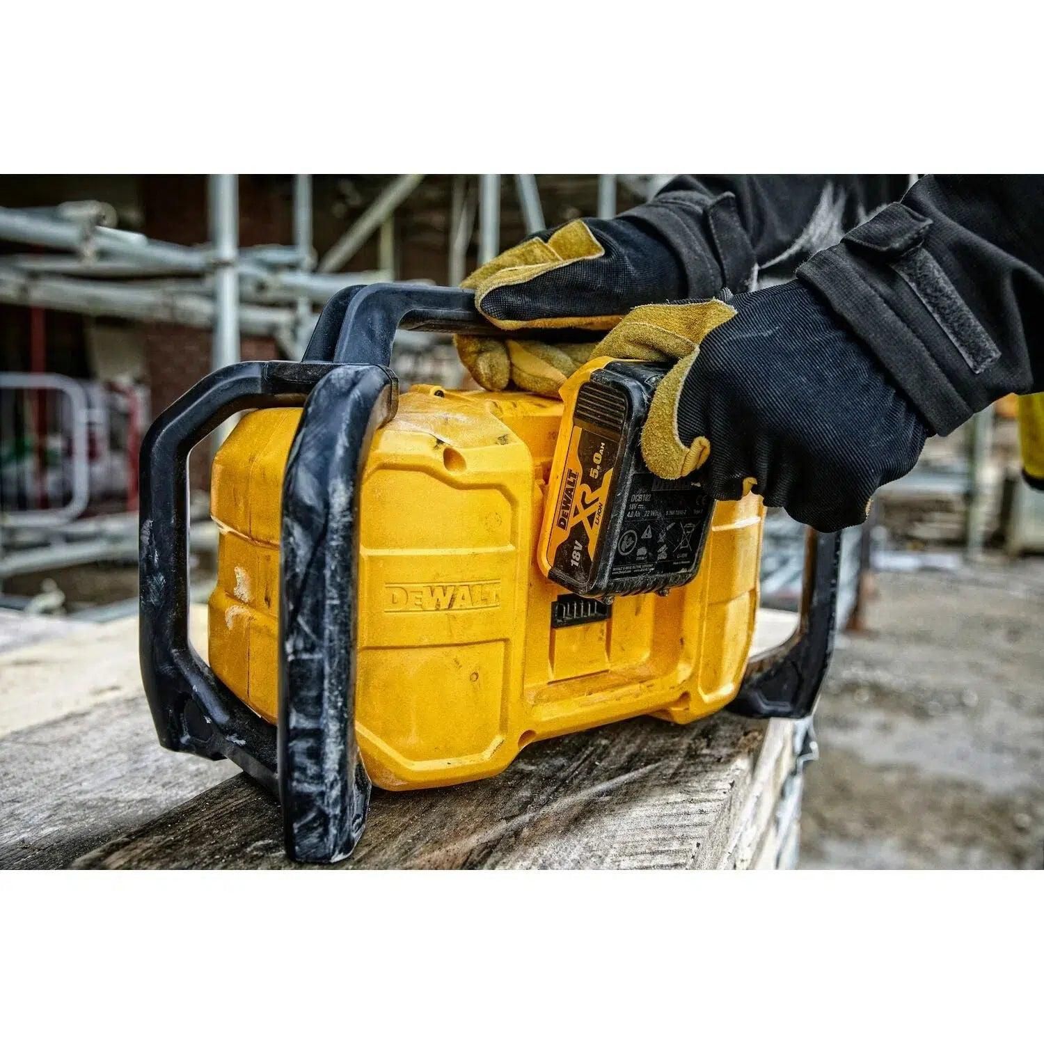 DeWALT DCR029 Accu bouwradio 12V - 18V XR - Bluetooth - DAB