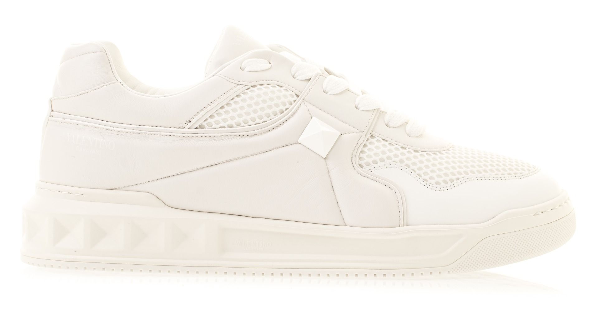 Valentino Garavani One Stud Low-Top Sneaker