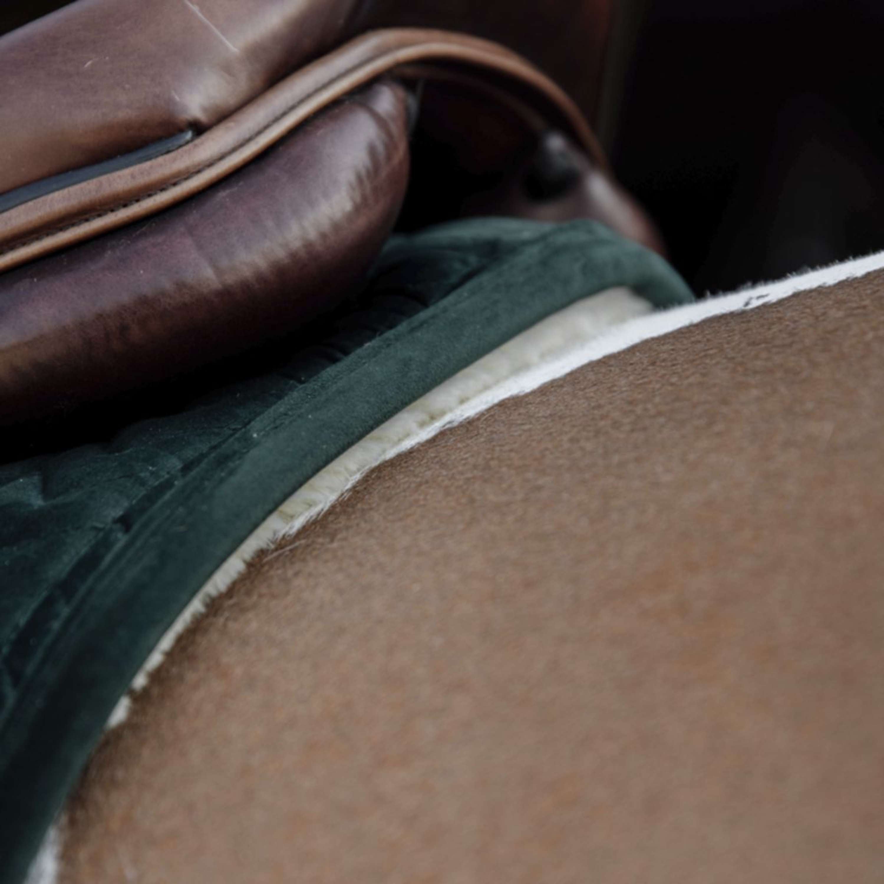 Kentucky Zadeldekje Skin Friendly Velvet Springen Pine Green