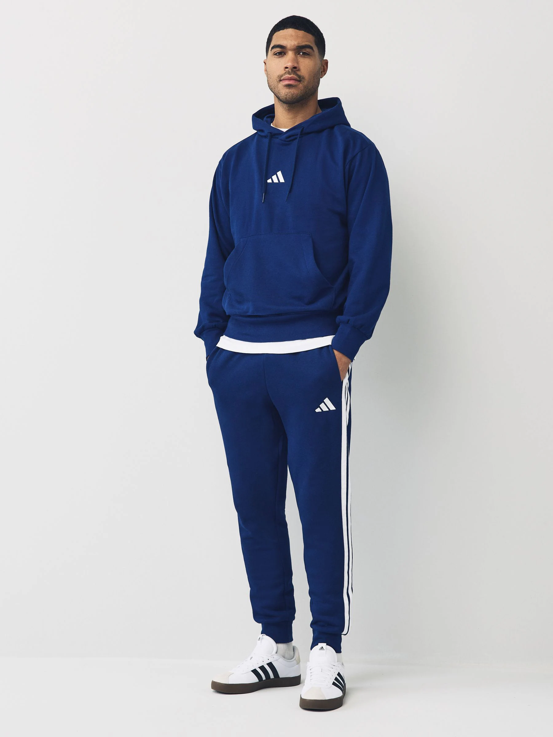 Blauw - adidas Essentials fleece joggingbroek met 3 strepen