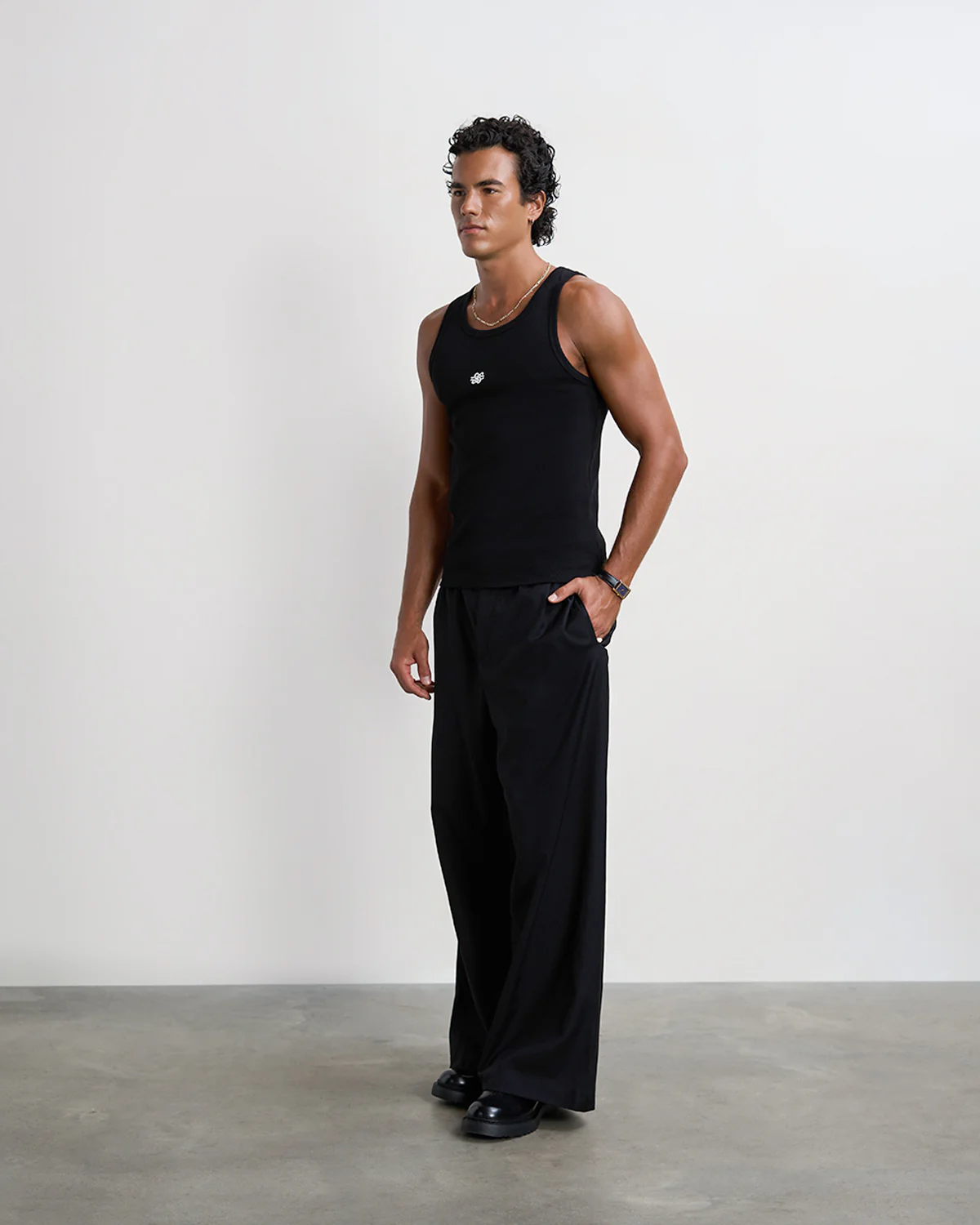 Tank Top Knot Black / White