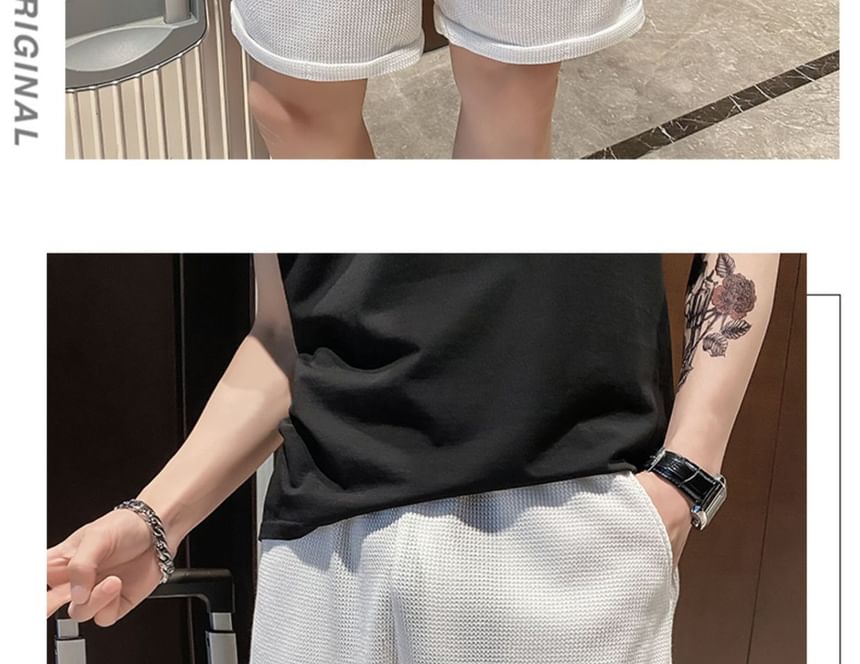 Sinlarity - Mid Rise Plain Shorts