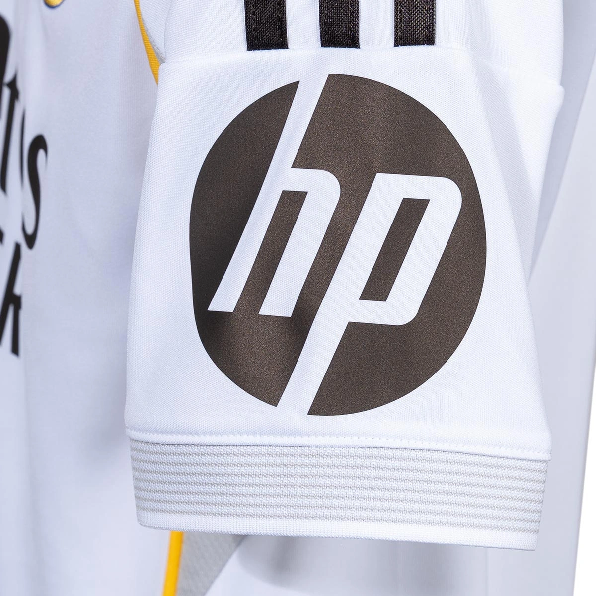 Camisola adidas Real Madrid Primeiro Equipamento 2025-2026 Criança Vini jr + Emblema