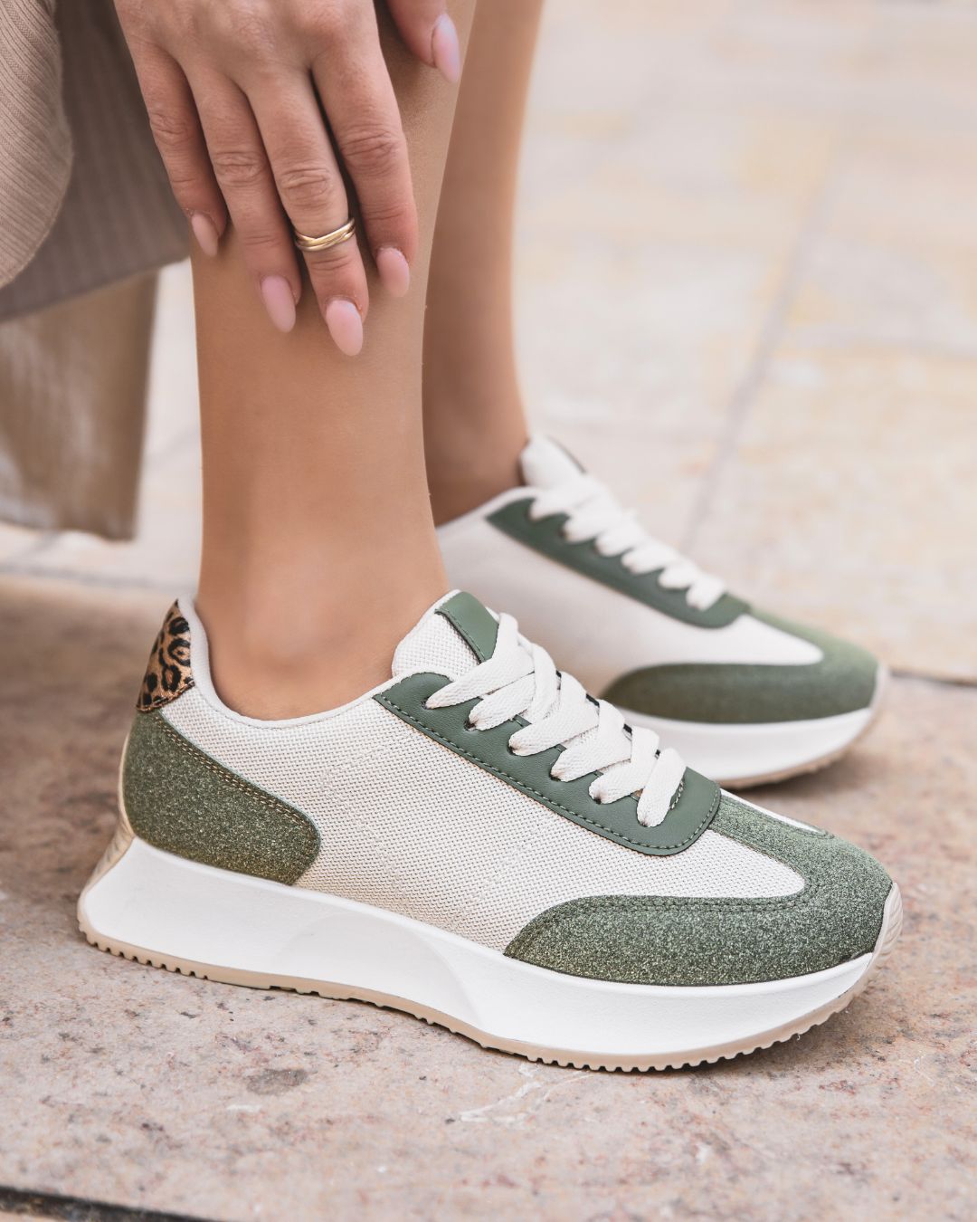 Basket femme kaki à lacets en toile - Opaline