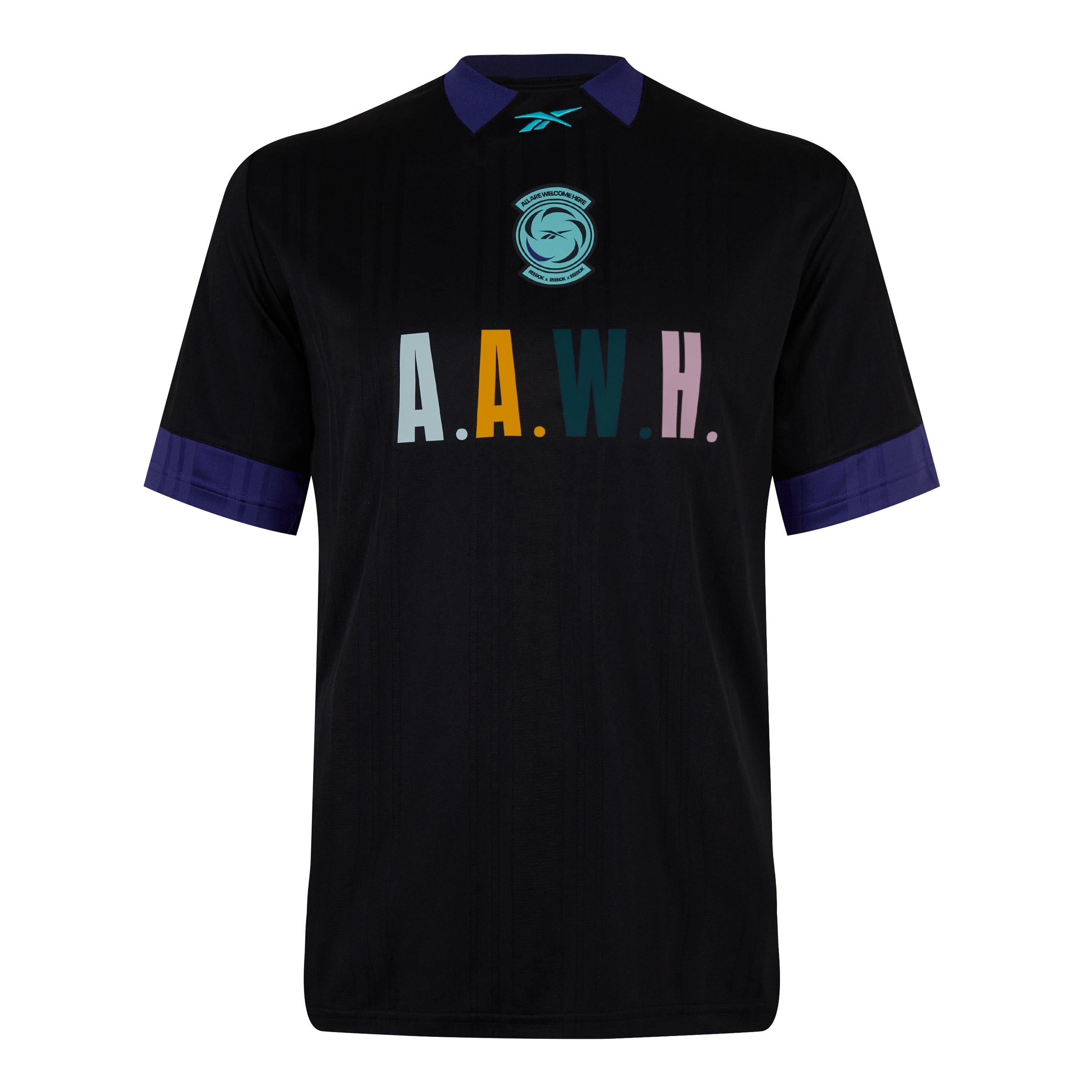 Reebok Classic Soccer T Shirt Mens