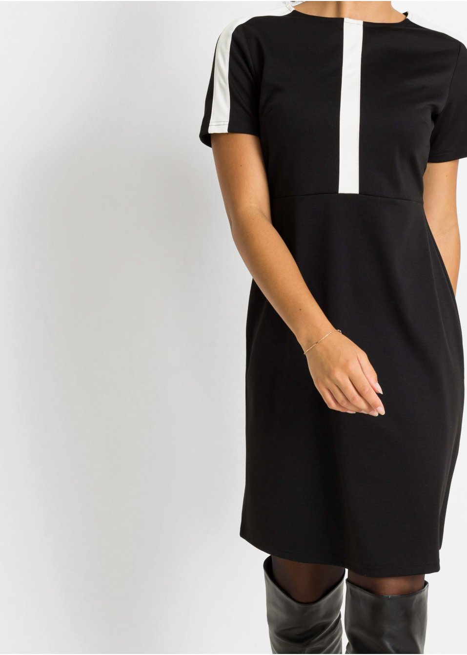 Robe en jersey à rayures contrastantes