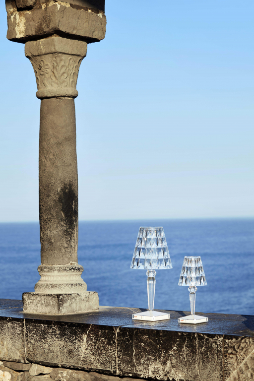 Kartell Battery tafellamp LED oplaadbaar mintgroen