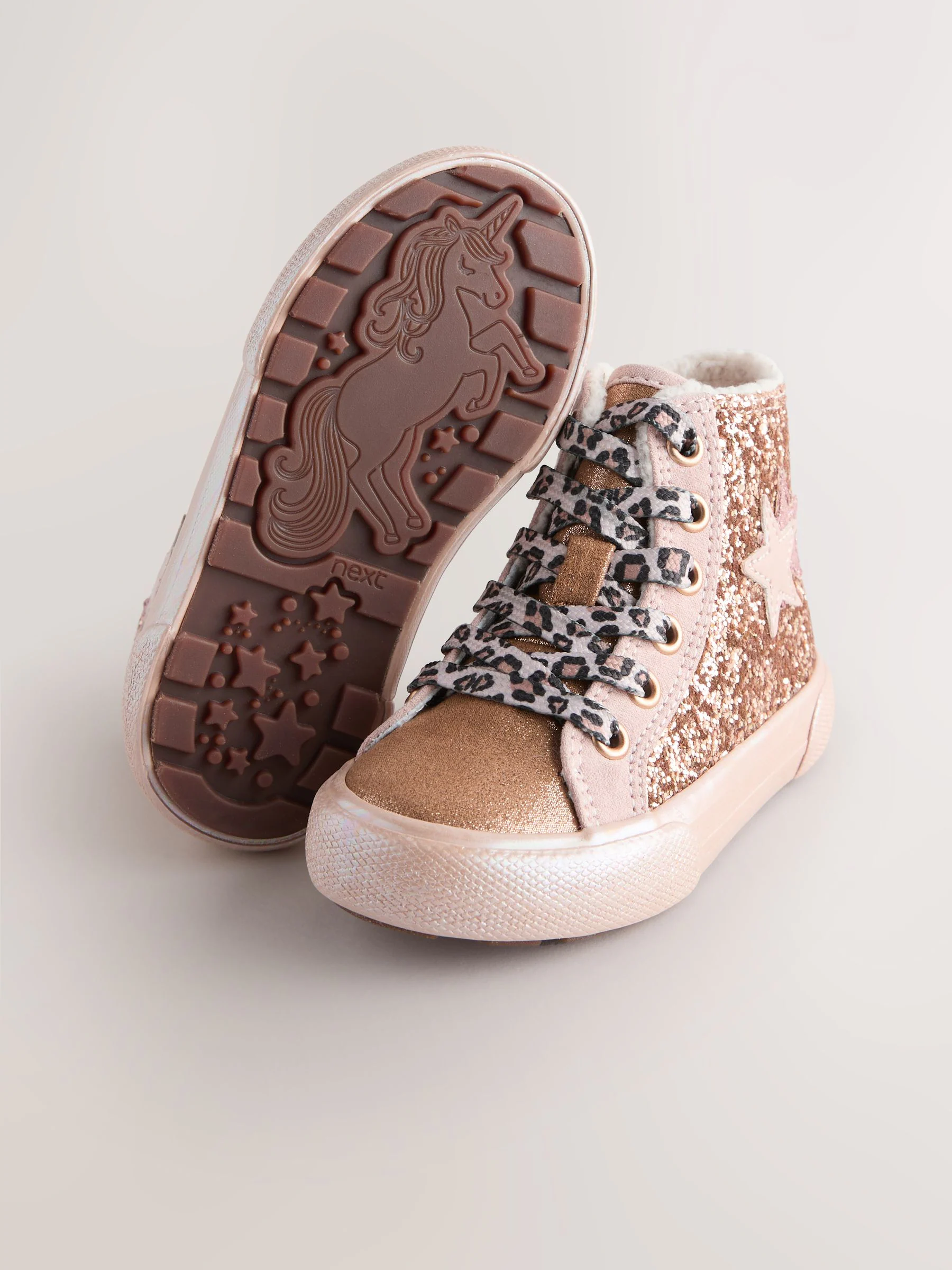 Goud - Hoge sneakers met ster
