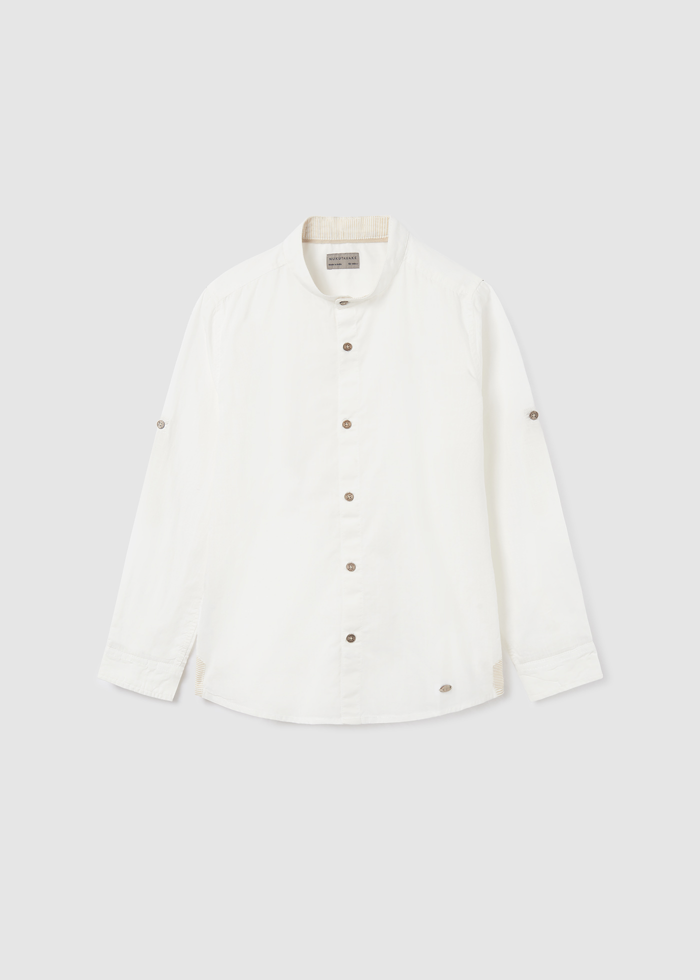 camisa pequena com gola mandarim