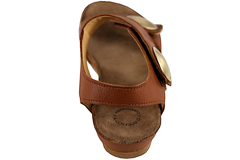 CASHOTT SANDAL I COGNACFARVET GLAT SKIND