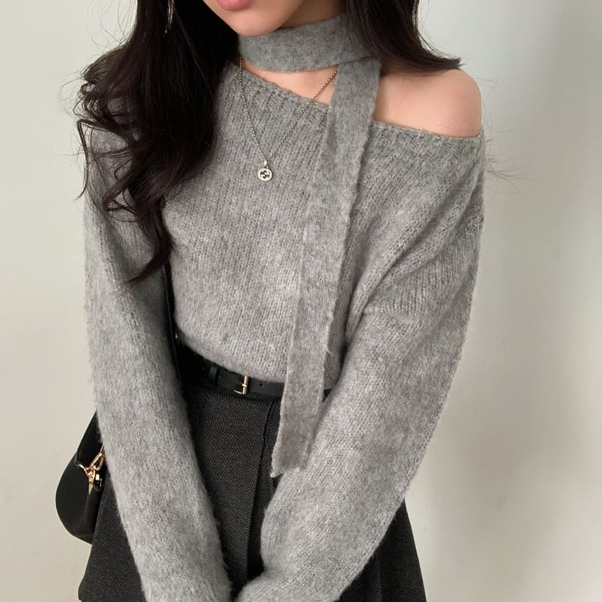 Rosesand - Lange mouwen, blote schouders, effen crop top met sjaal