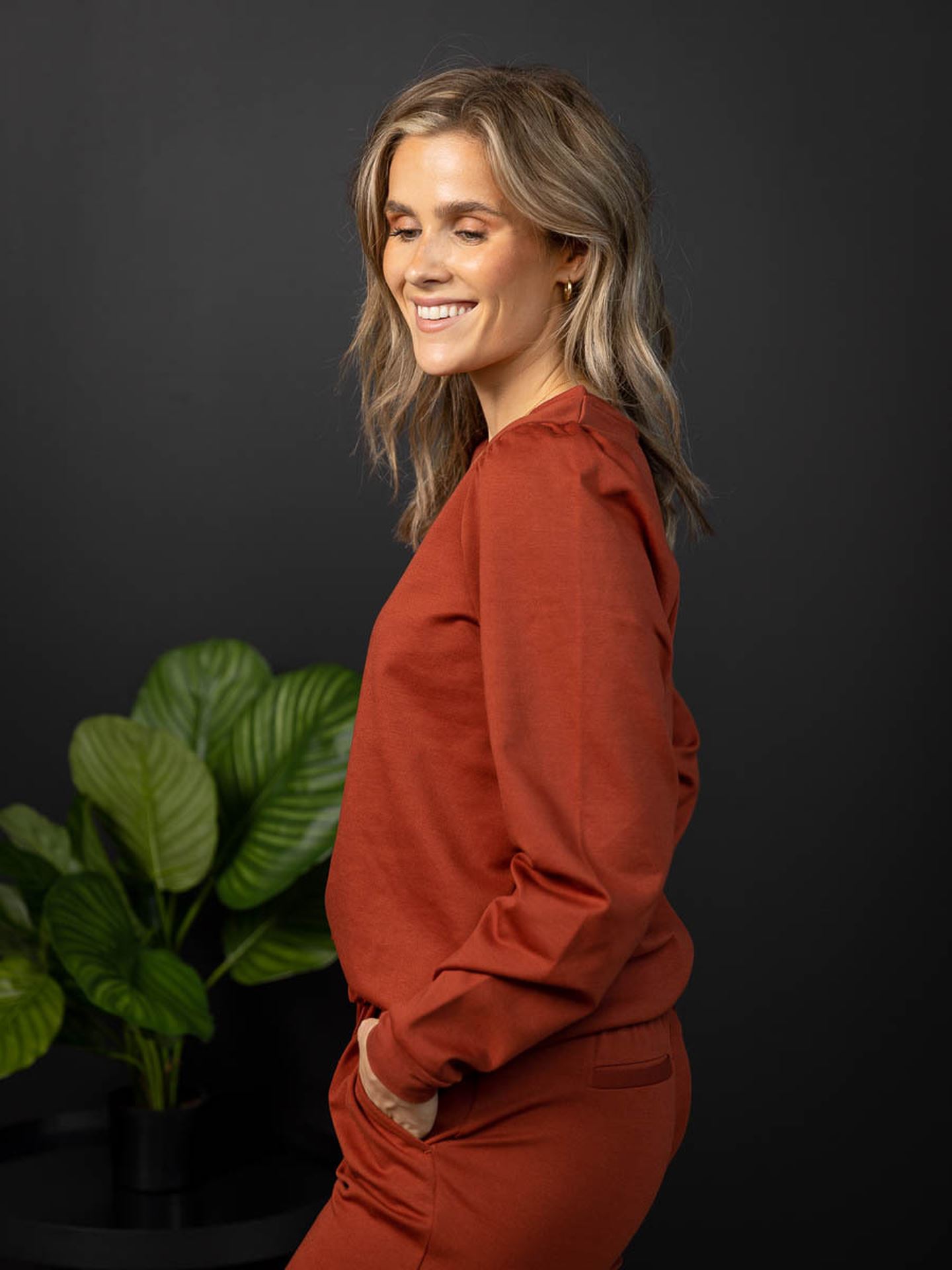 x GI Exclusive Kate Sweater