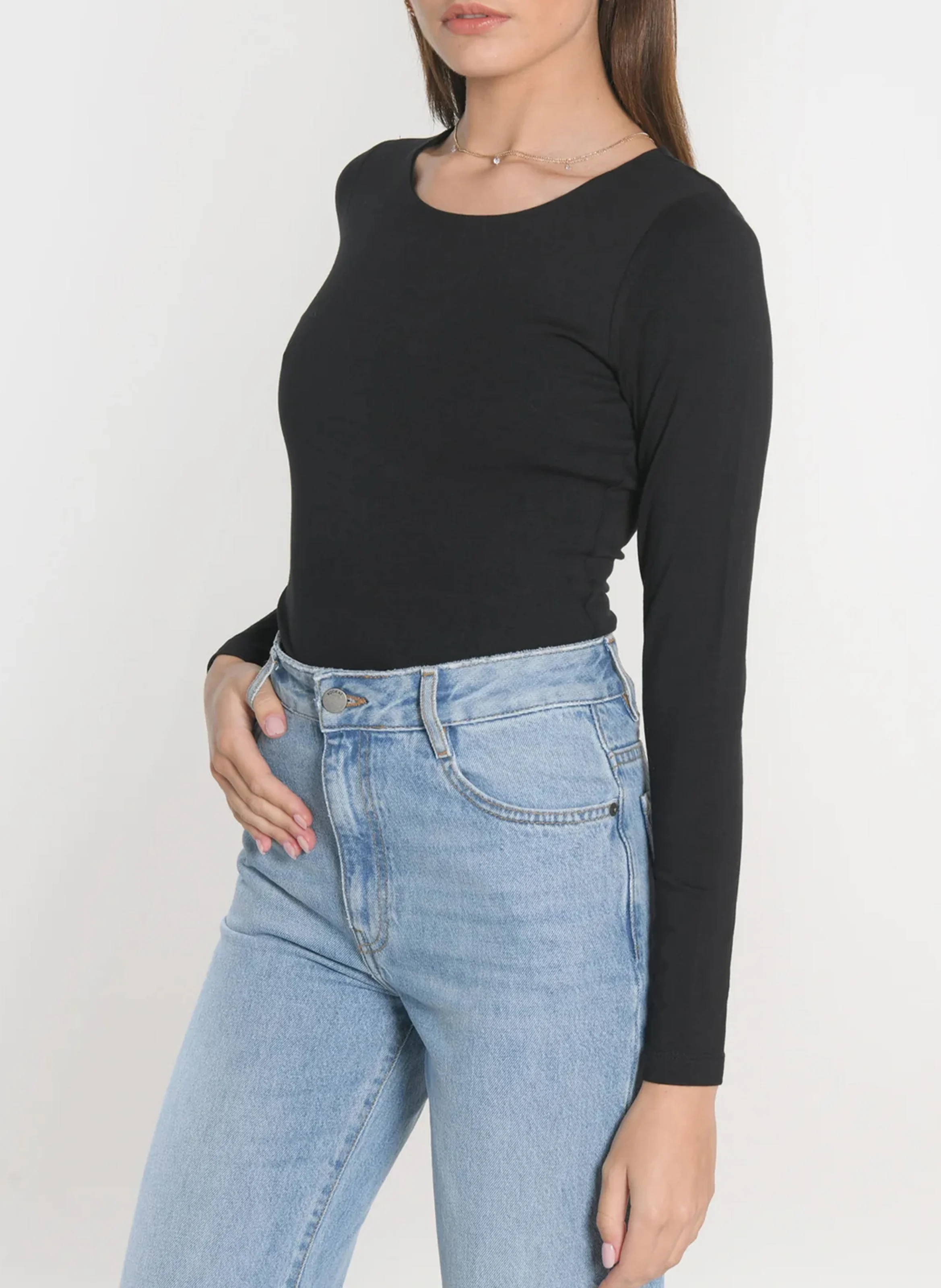 CURT - Tee-shirt cintré col rond en coton stretch | Noir