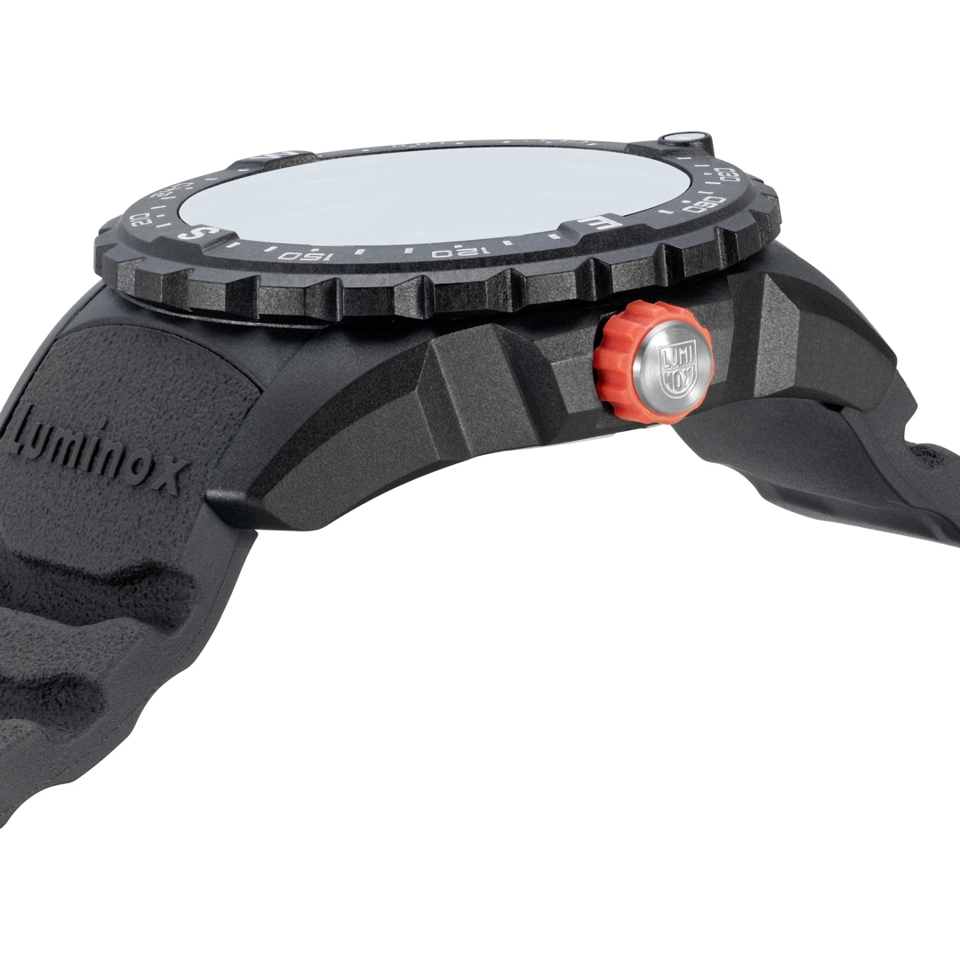 Luminox x Bear Grylls Mountain Series