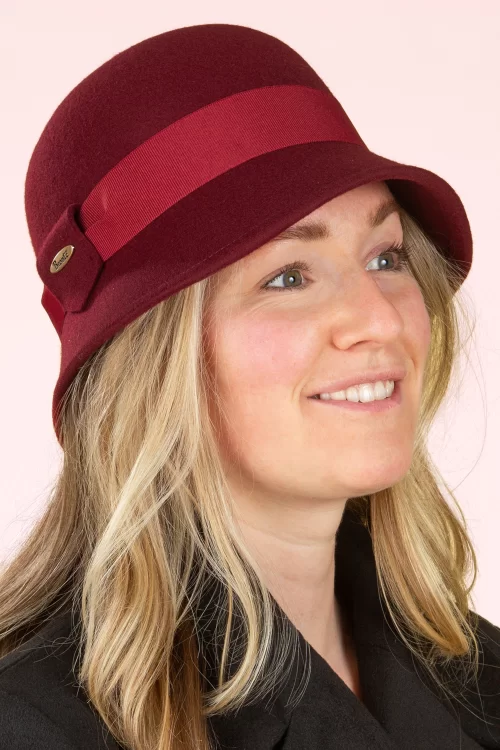 Bronté Natalie Cloche hoed in wijn