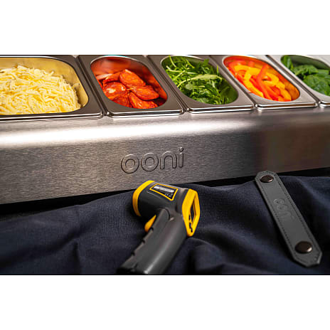 Ooni pizzatopping station